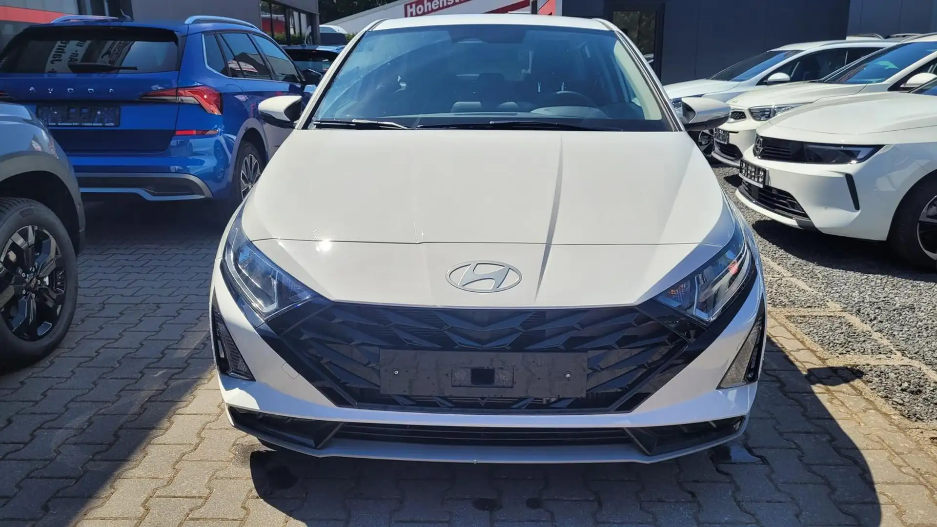 Hyundai i20 Comfort 100PS*Kamera*Navi*Tempomat*uvm 74 kW (1... Weiß - 2