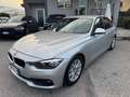 BMW 318 318d Argent - thumbnail 1