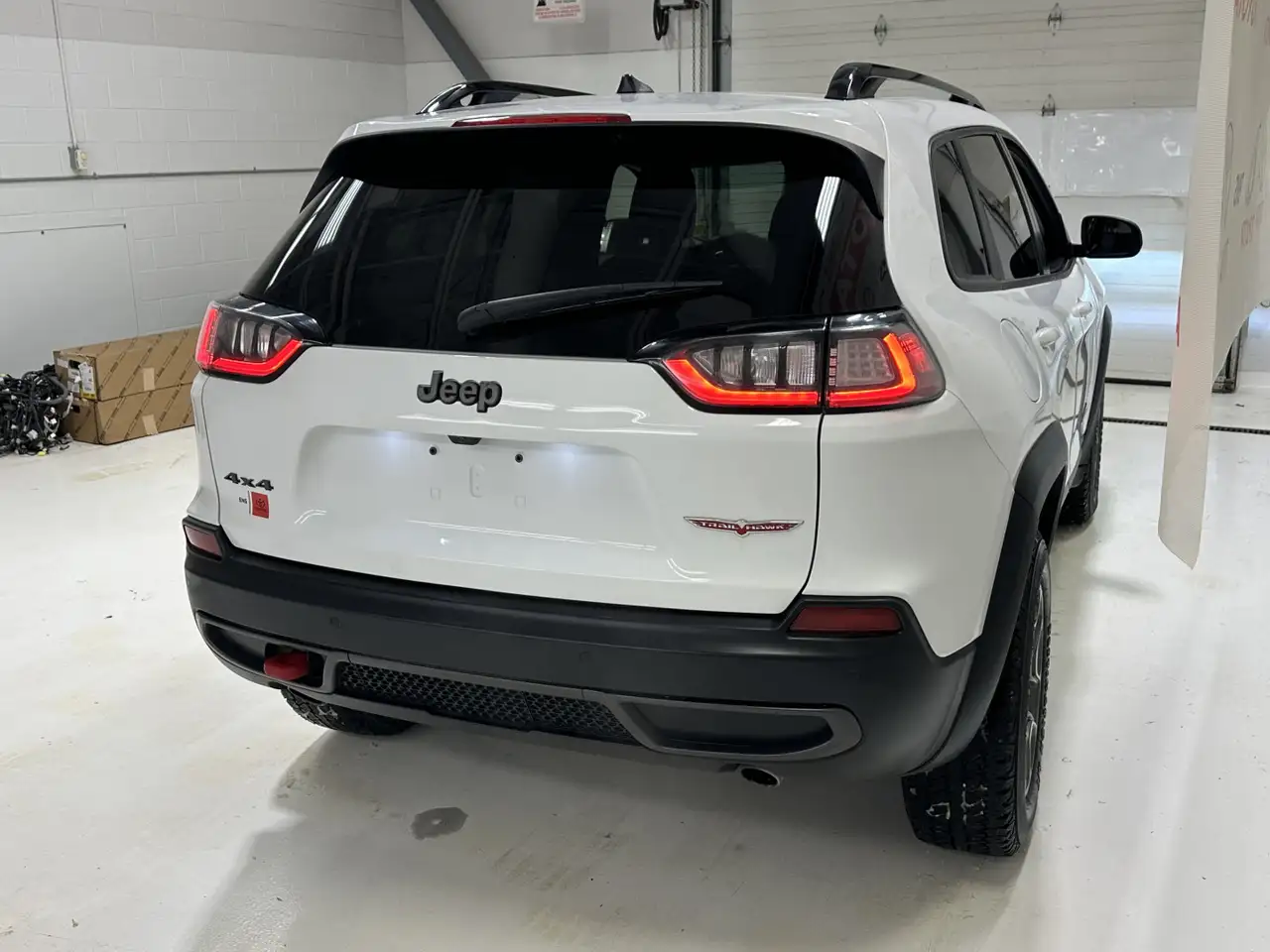 Jeep Cherokee снимка Jeep Cherokee