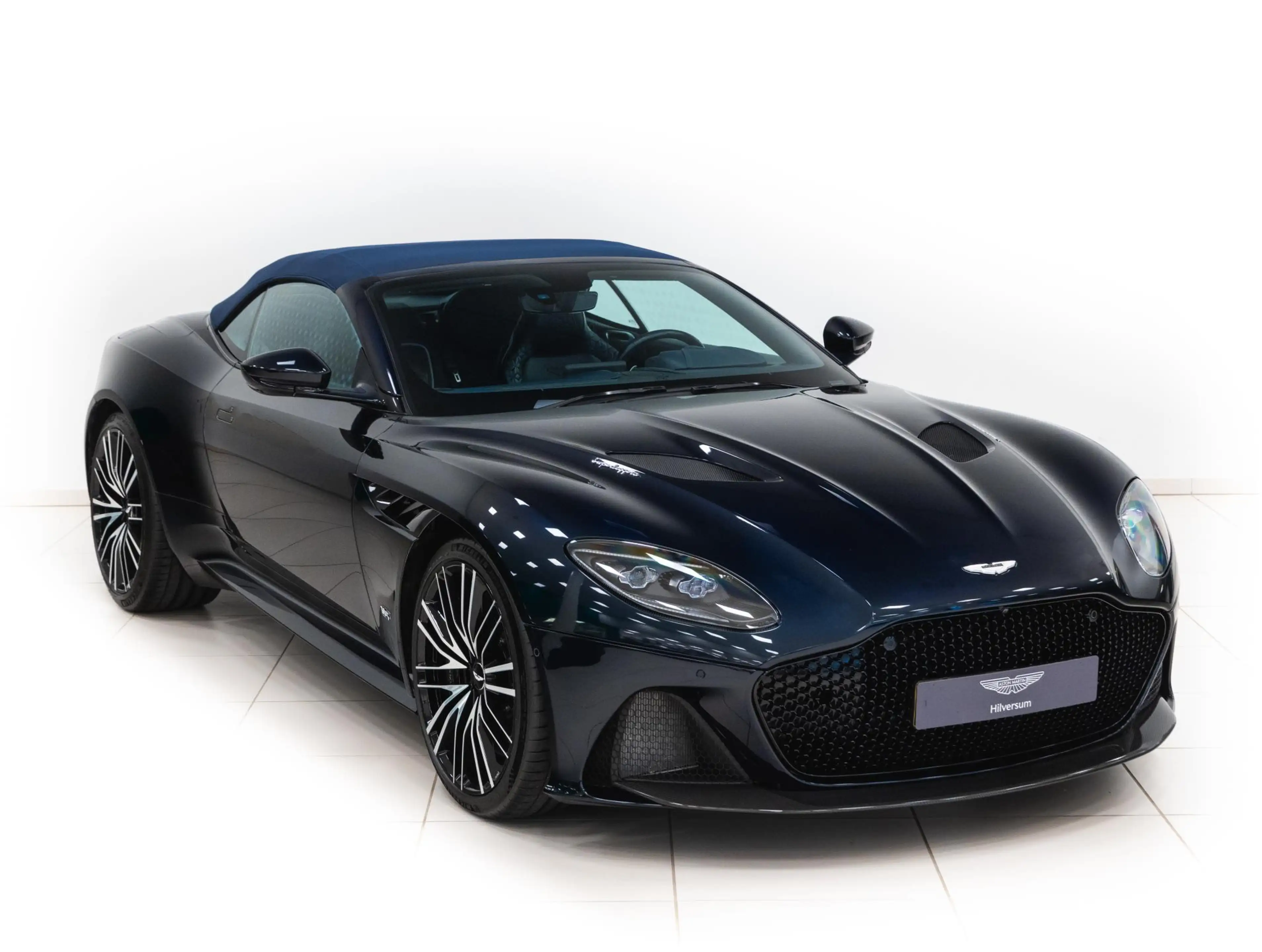 Aston Martin DBS Superleggera Volante Incl. BPM — photo 11