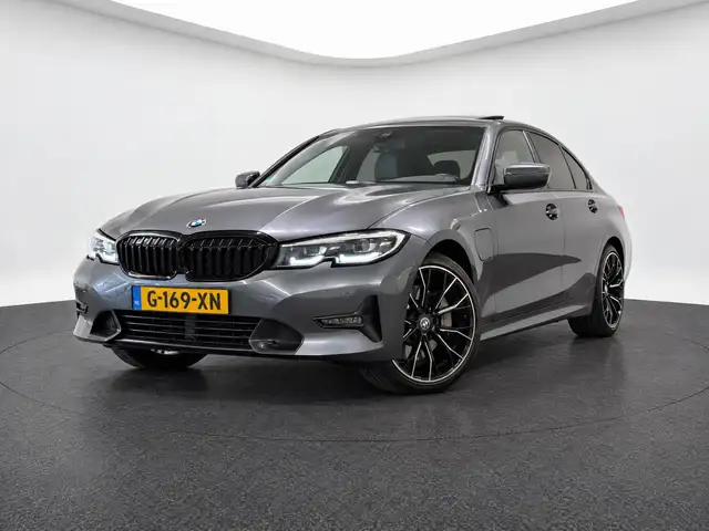 BMW 330 3-serie 330e eDrive Edition (M-SPORT, PANO, CAMERA