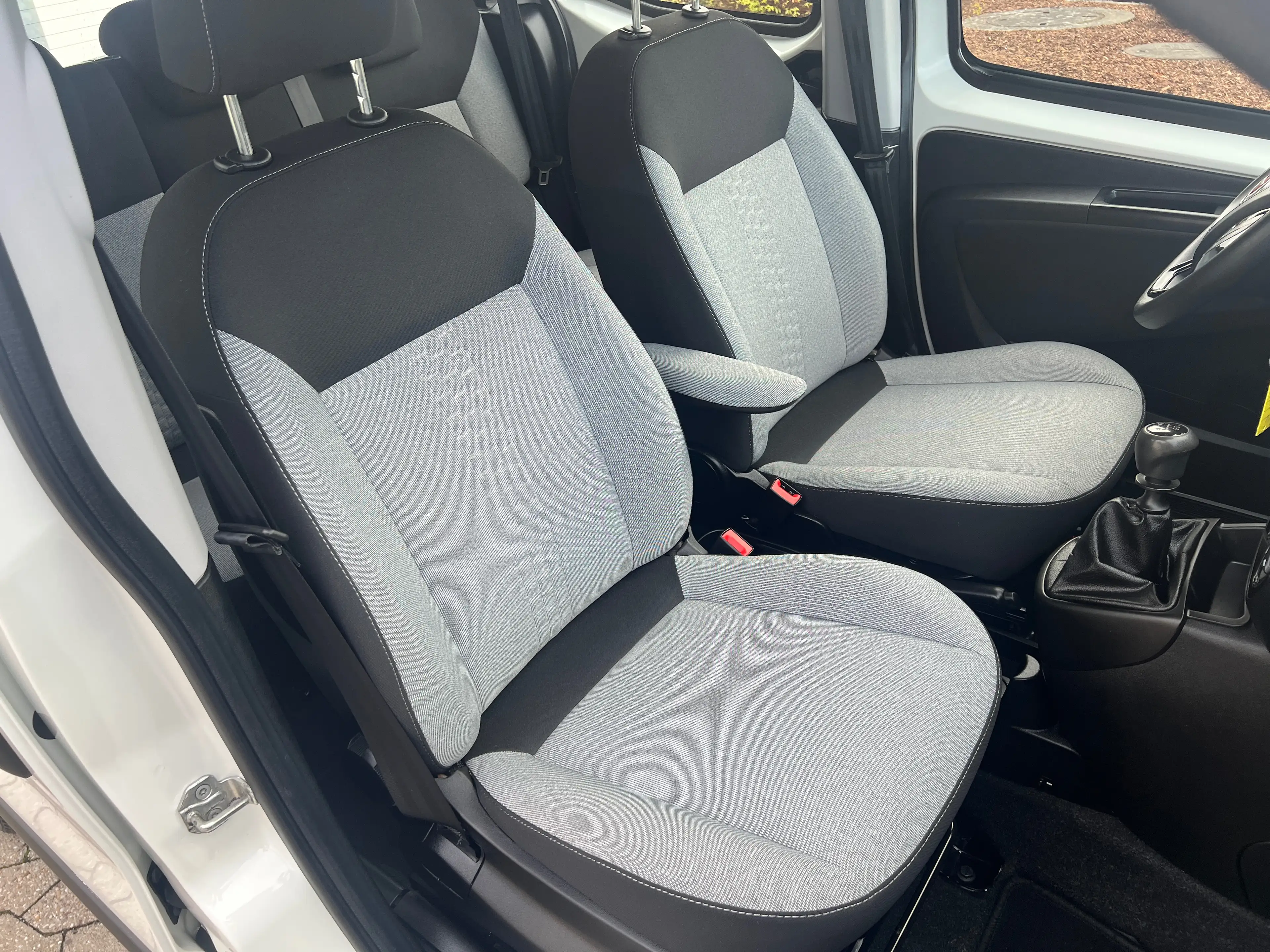 Fiat Qubo Lounge Benzin/ Erdgas — photo 12