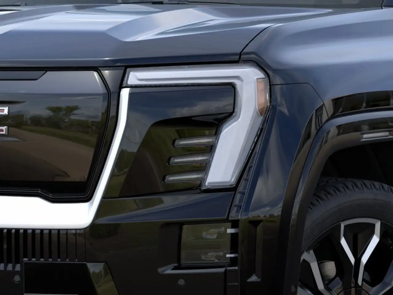 GMC Sierra EV photo GMC Sierra EV