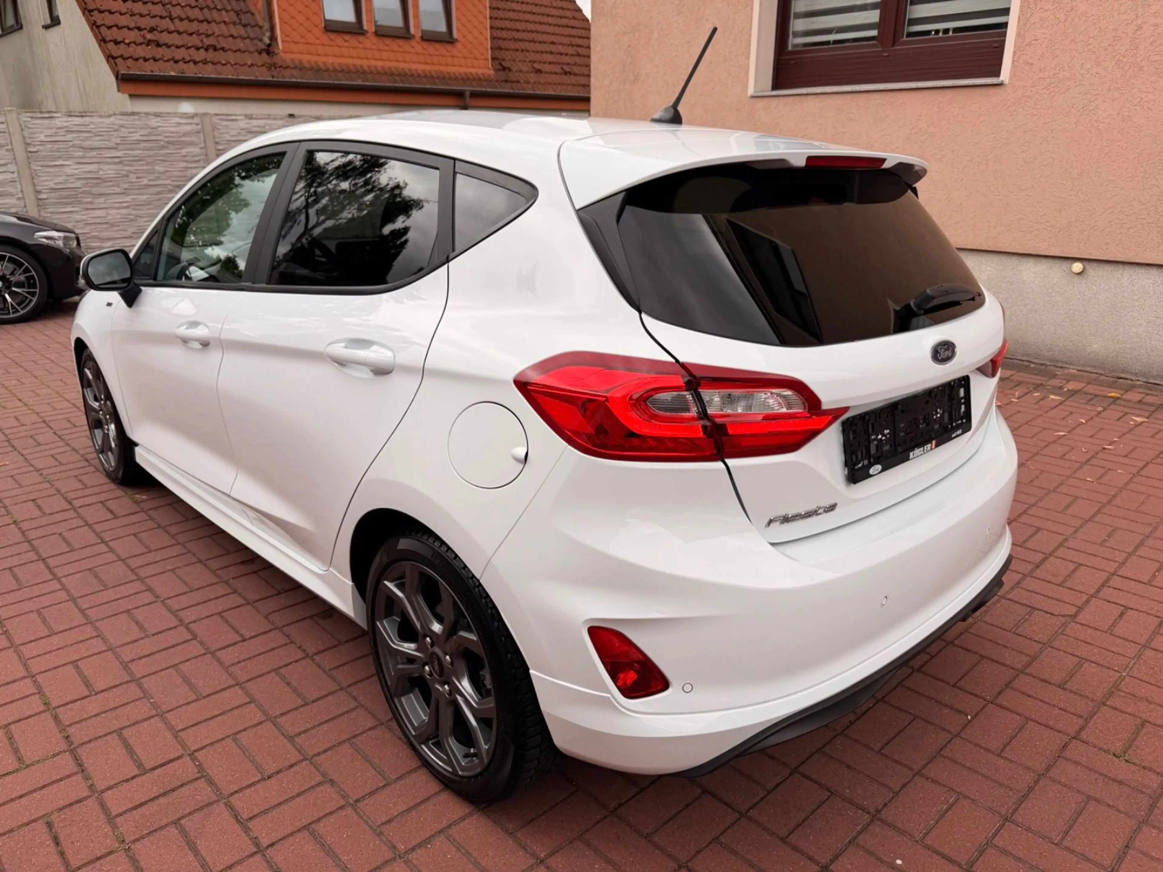 Ford Fiesta ST-Line ERST 56TKM+AUT+PDC+SITZH — photo 6