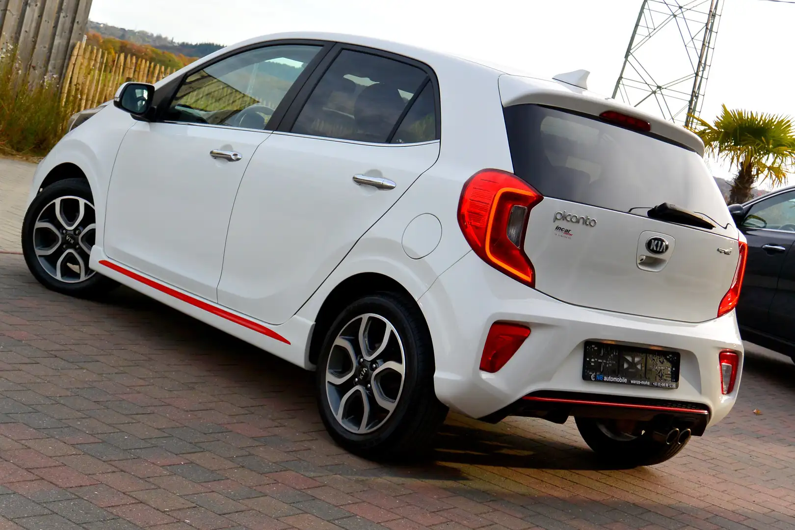 Kia Picanto Picanto 1.0i GT Line**CAMERA**CUIR**GPS**GARANTIE Blanc - 2
