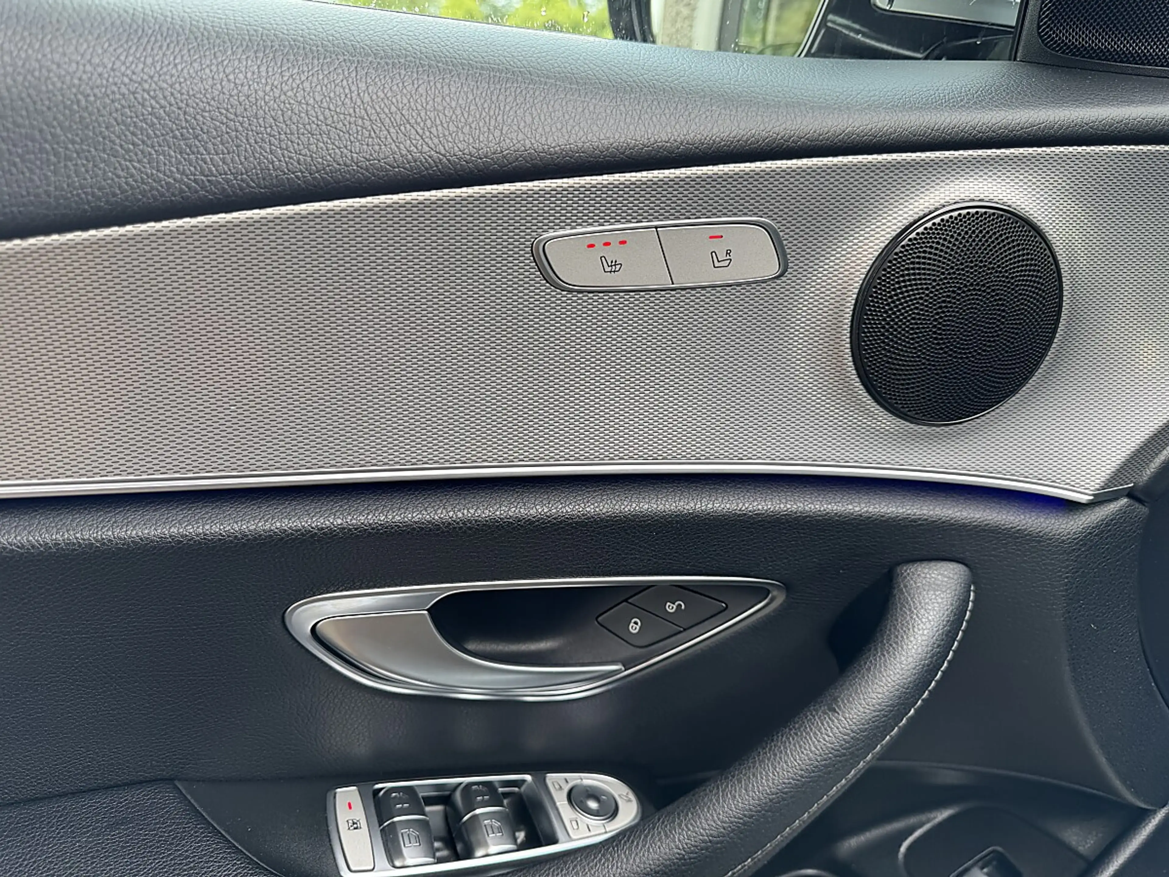 Mercedes-Benz E 200 d Avantgarde Aut.*LED*LEDER*RFK* — photo 15