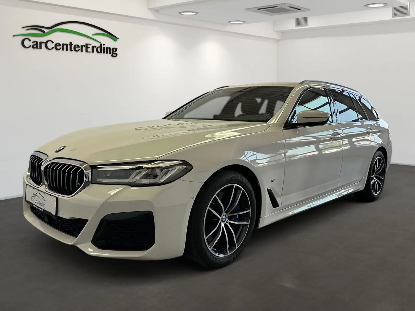 BMW 540 dTxDrive*M Sport*A.LED*ACC*Leder*AHK*Kamera* Wit - 1