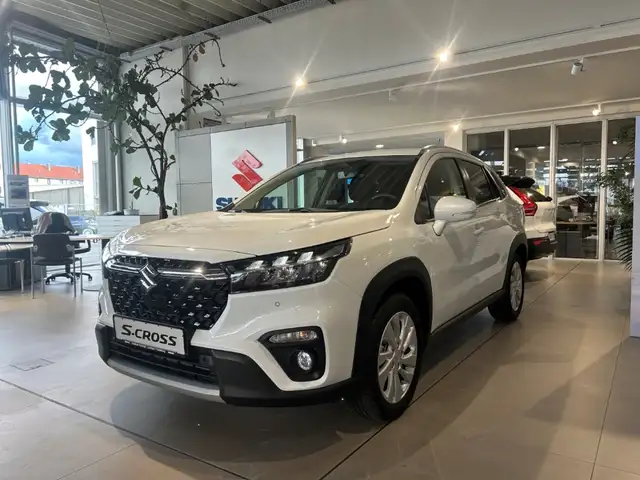 Suzuki SX4 S-Cross Comfort NAVI Klimaaut ACC RFK SHZ LRH PDC FSE