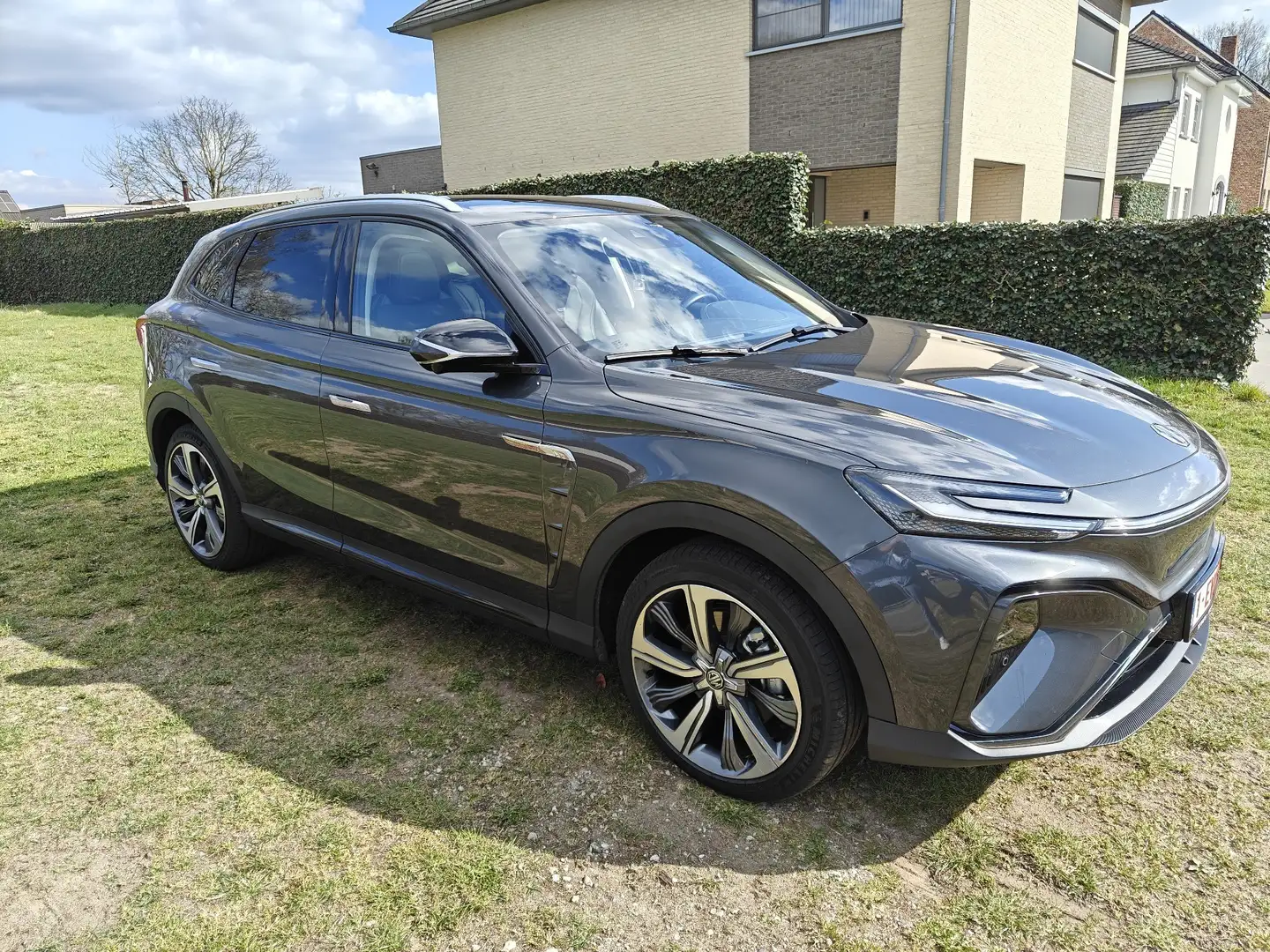 MG Marvel R Performance - 1