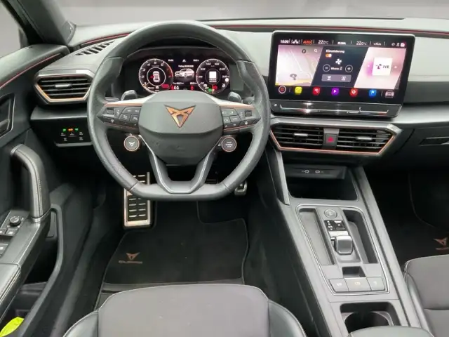 Cupra Formentor view 8
