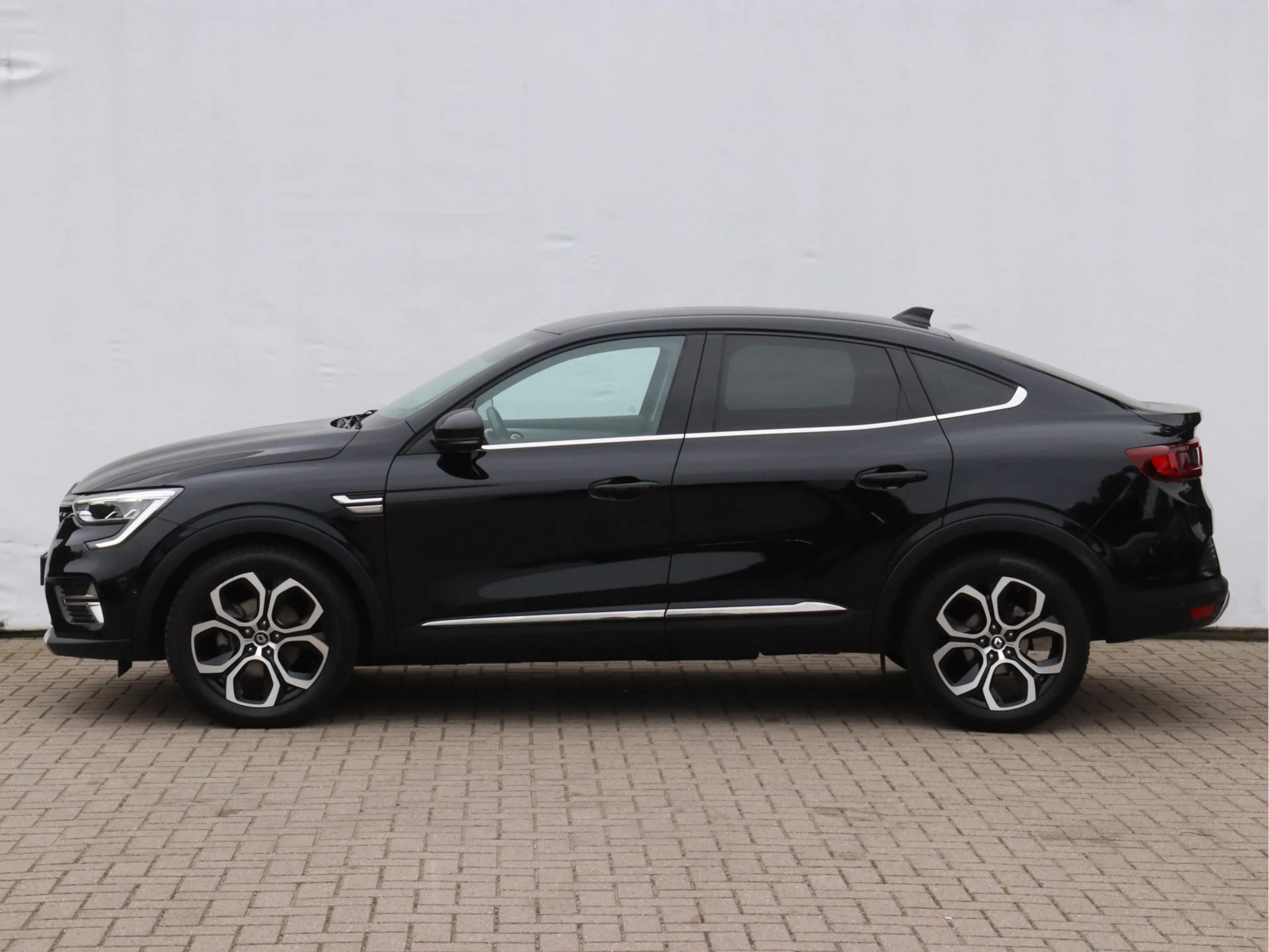 Renault Arkana 1.6 E-Tech Hybrid 145 Intens GROOT NAVI / CLIMATE — photo 3