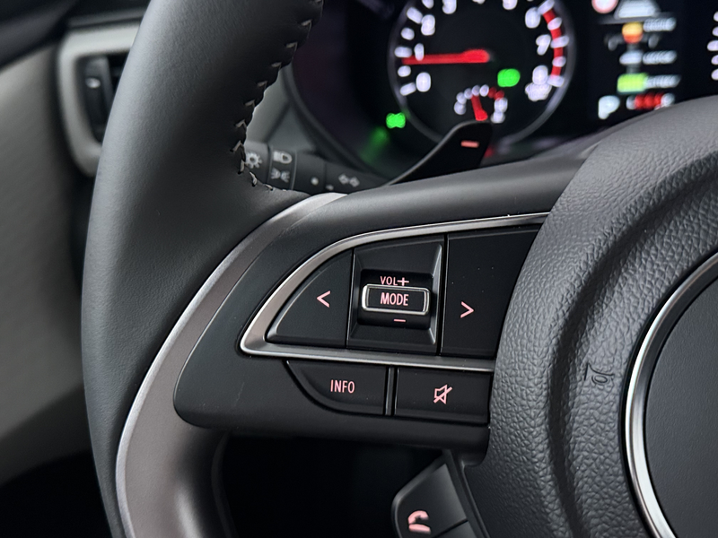 Suzuki Swift 1.2 Style Smart Hybrid | Automaat | Apple Carplay — photo 8