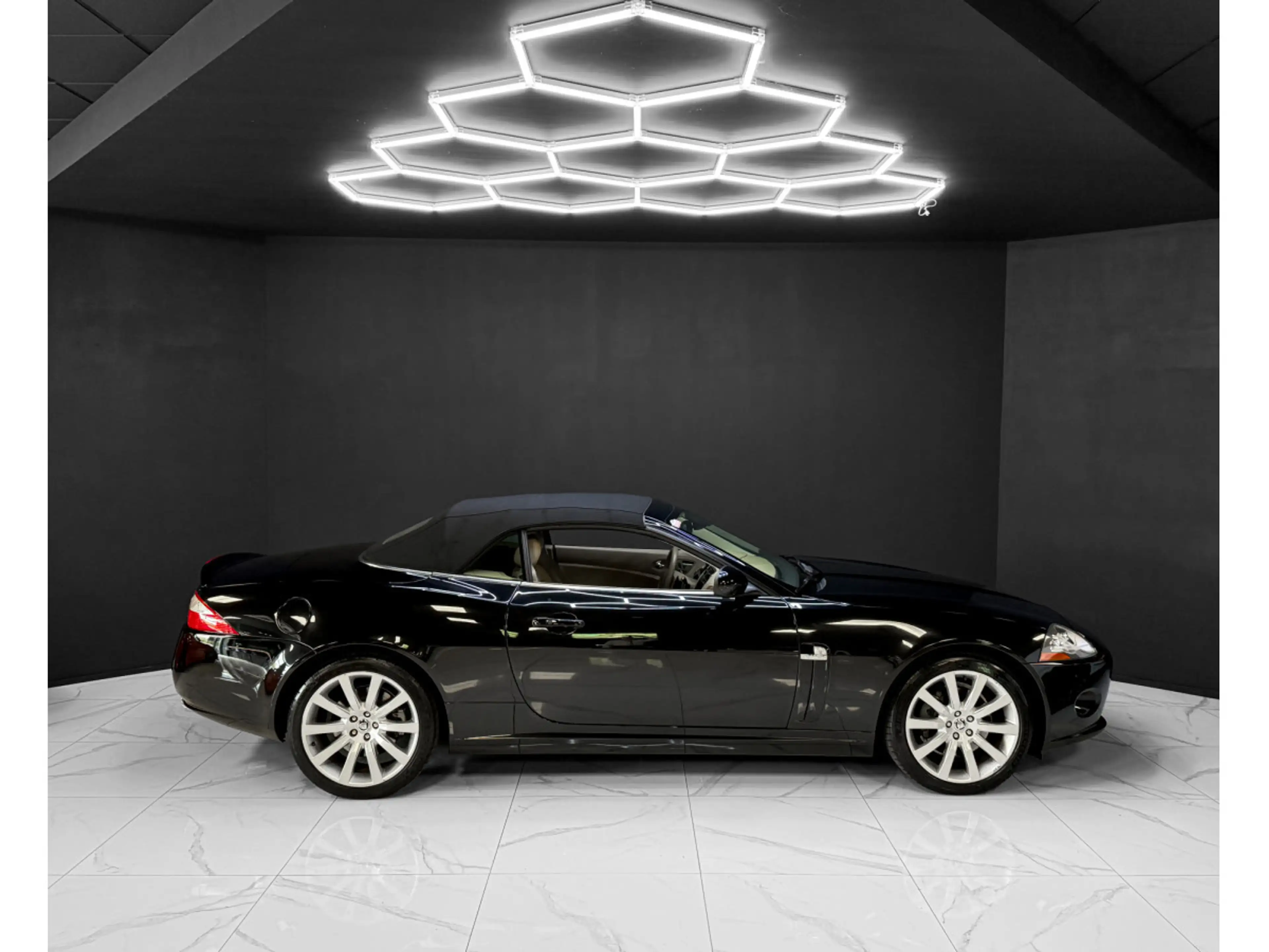 Jaguar XK 3.5 V8 Convertible — photo 6