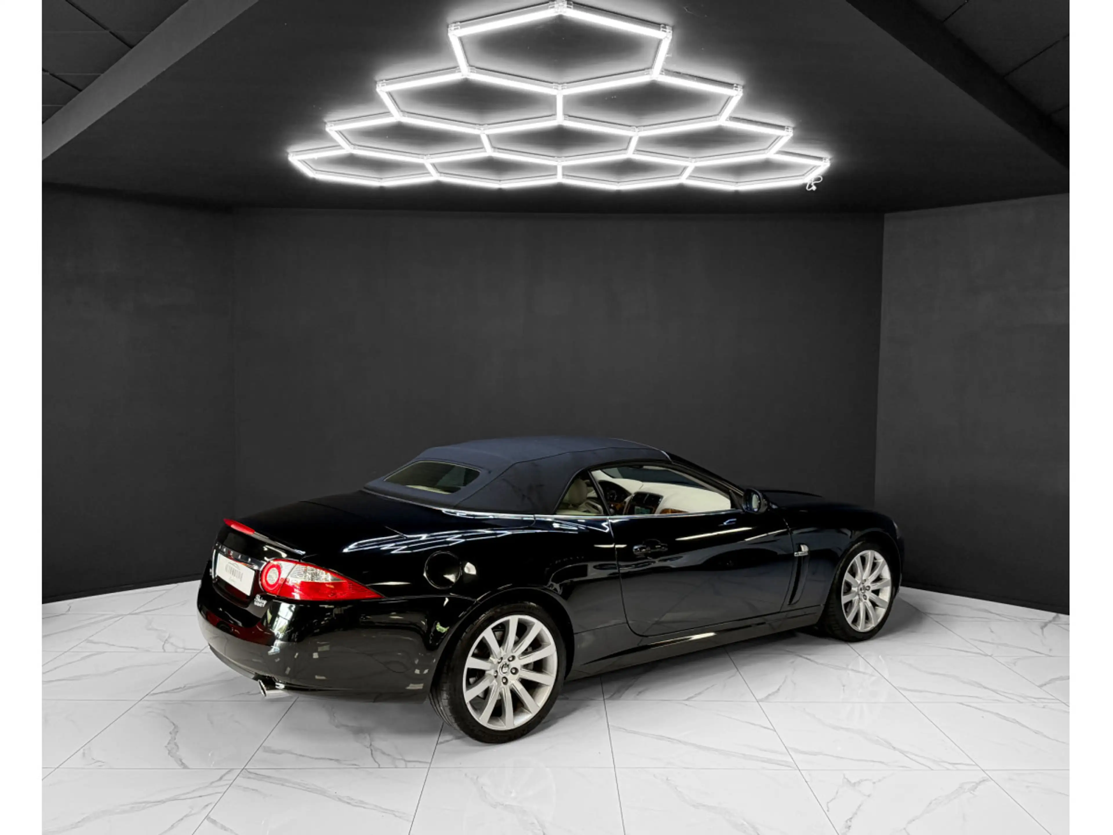 Jaguar XK 3.5 V8 Convertible — photo 5