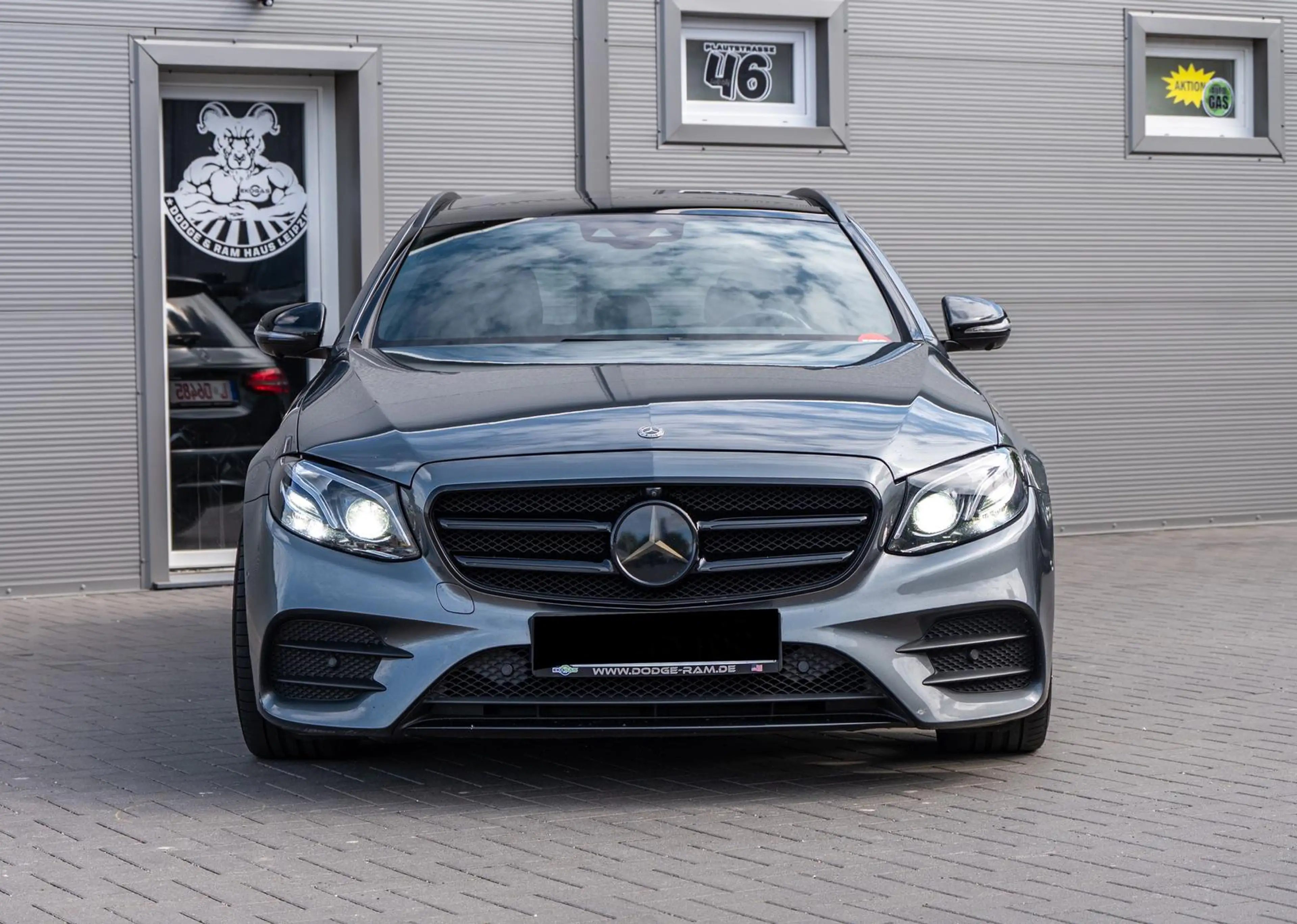 Mercedes-Benz E 400 d 4Matic 2.9 CDI,Pano,AHK,Luft — photo 2