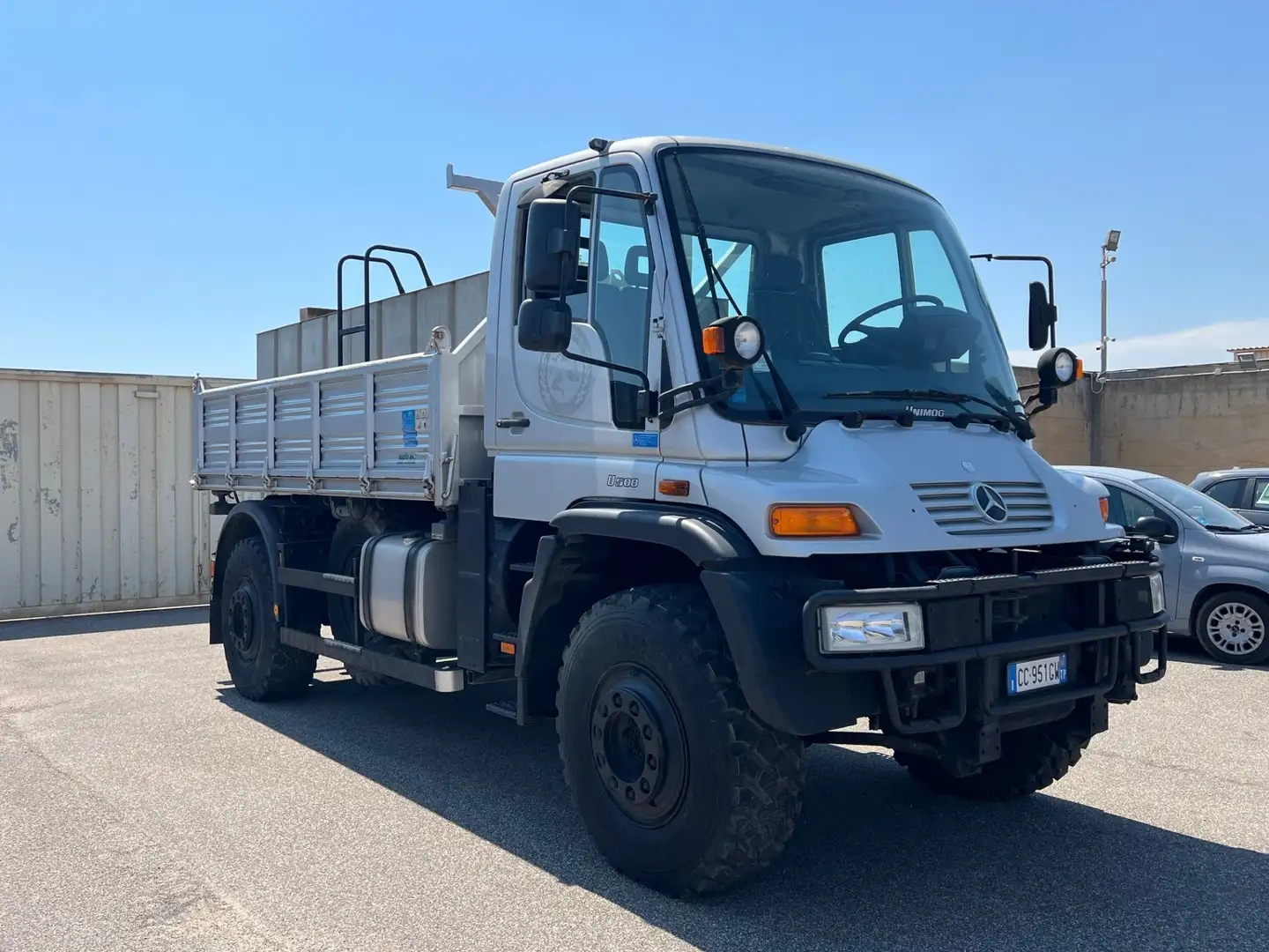 Mercedes-Benz Unimog U500 L Cisterna Ravasini Argento - 2