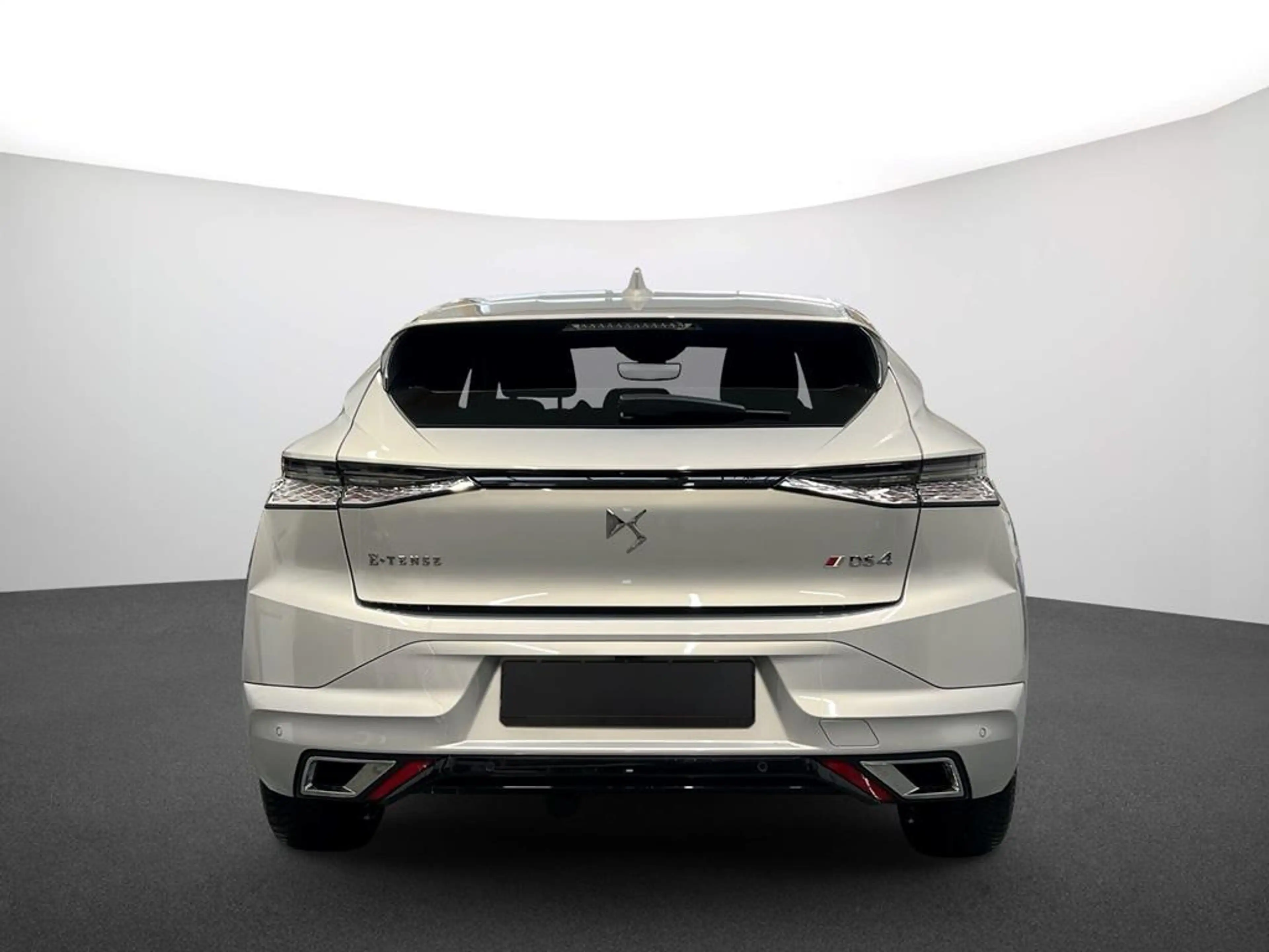 DS Automobiles DS 4 DS 4 E-TENSE PERFORMANCE LINE + — photo 4