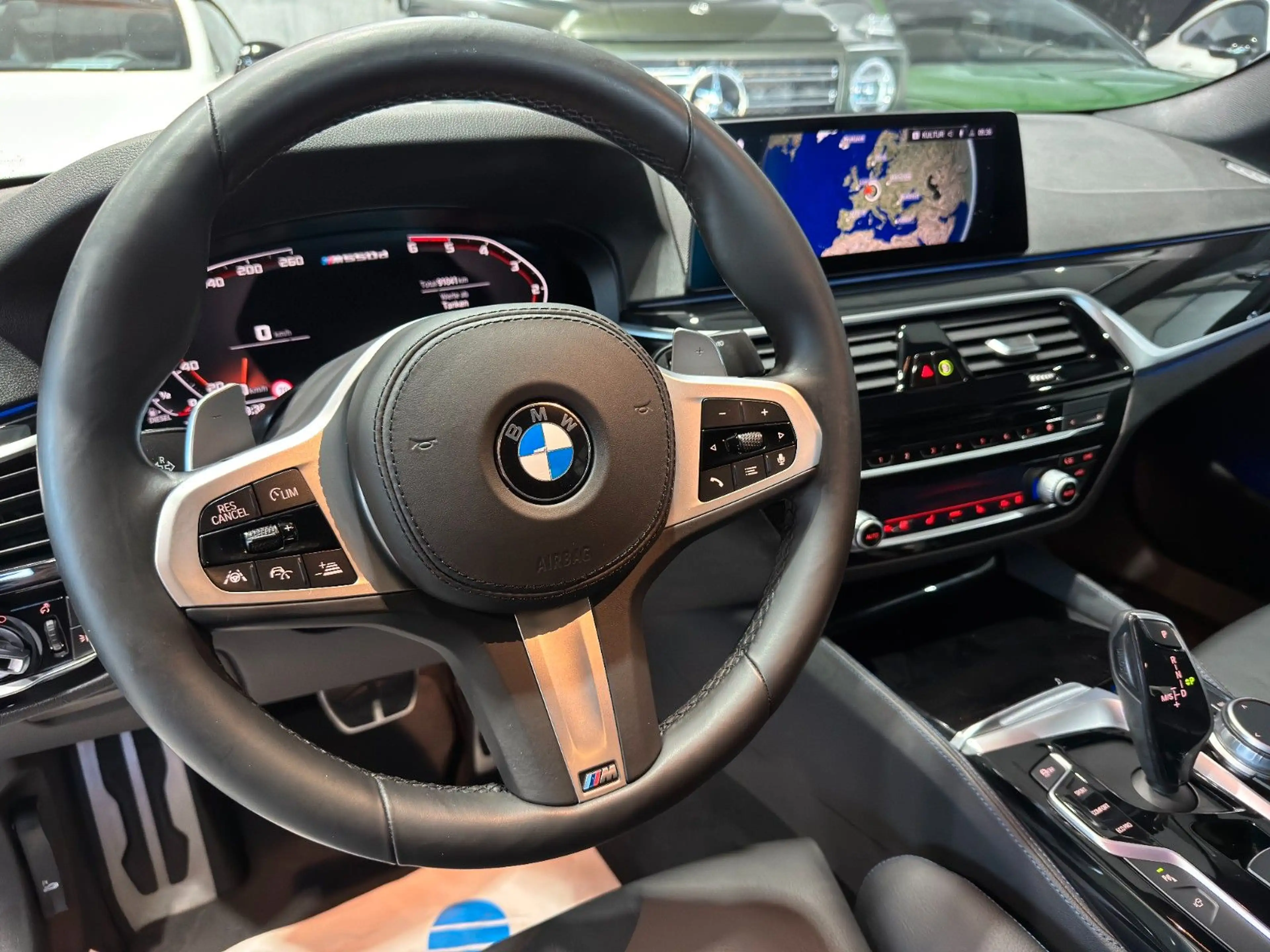BMW 550 /Lim/d/xDrive/LED/360*/3D/AHK/MWST/ACC/SHZ/M — photo 11