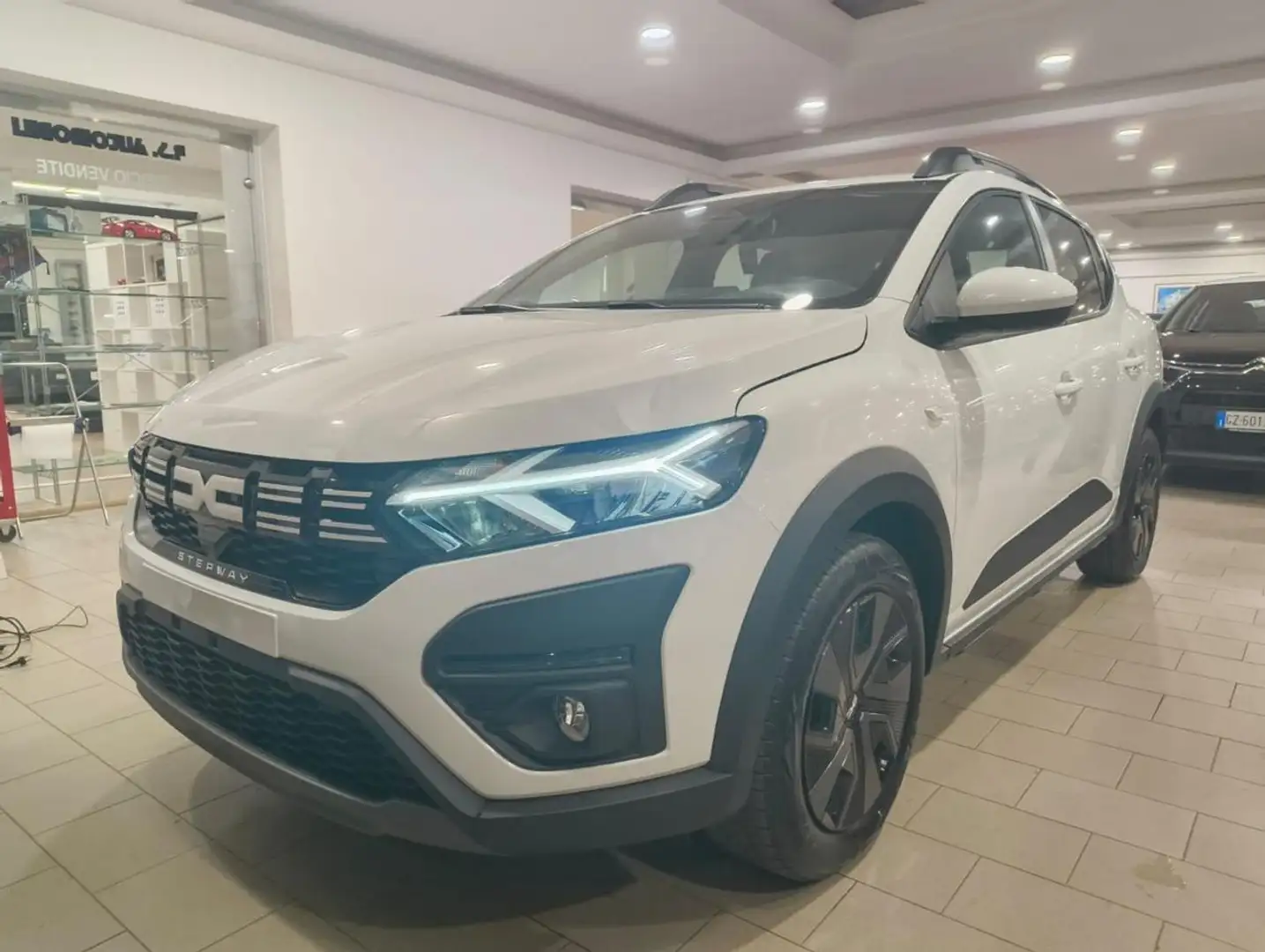 Dacia Sandero Stepway 1.0 TCe ECO-G Expression #CLIMA AUTOMATICO Wit - 1