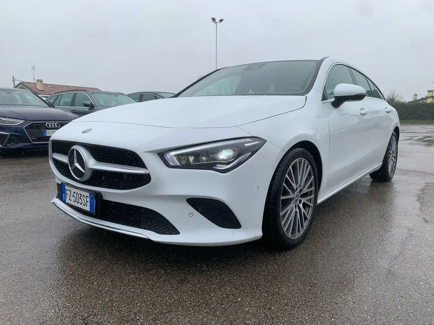 Mercedes-Benz CLA 180 D Shooting Brake Sport auto - FZ503SF Bianco - 2