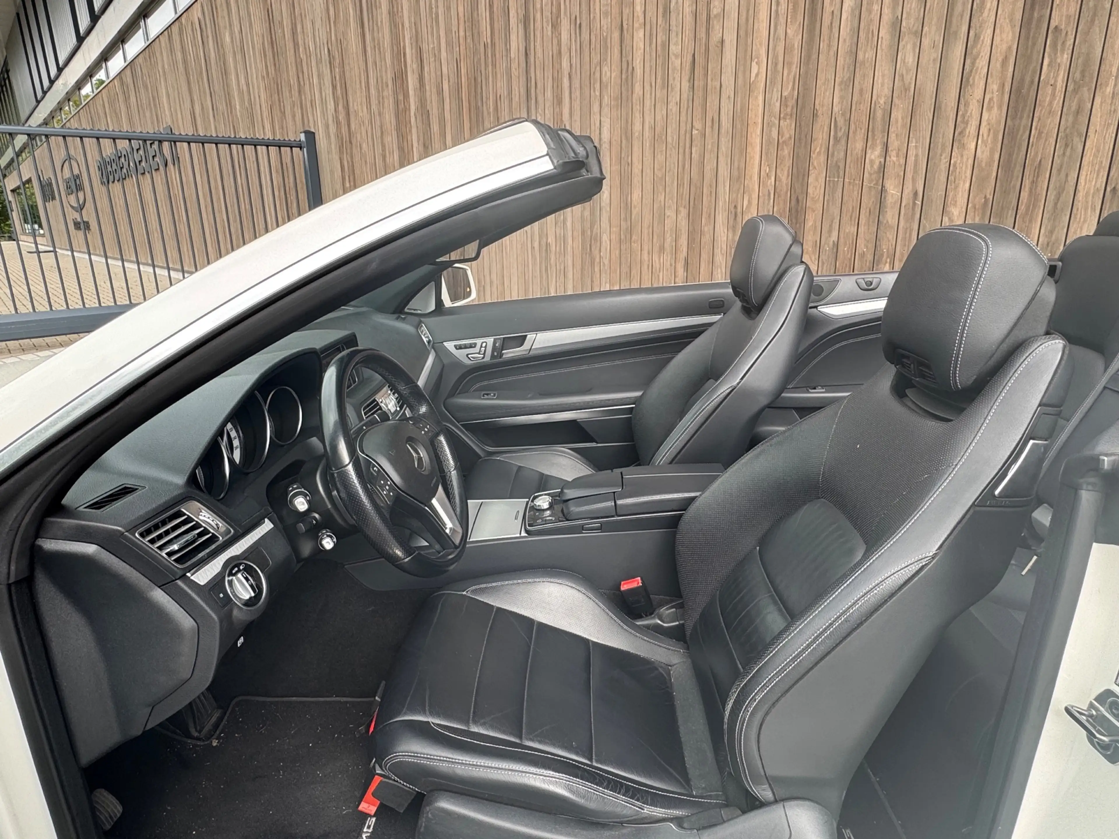 Mercedes-Benz E 250 Cabrio Edition Sport |ACC|H&K| — photo 13