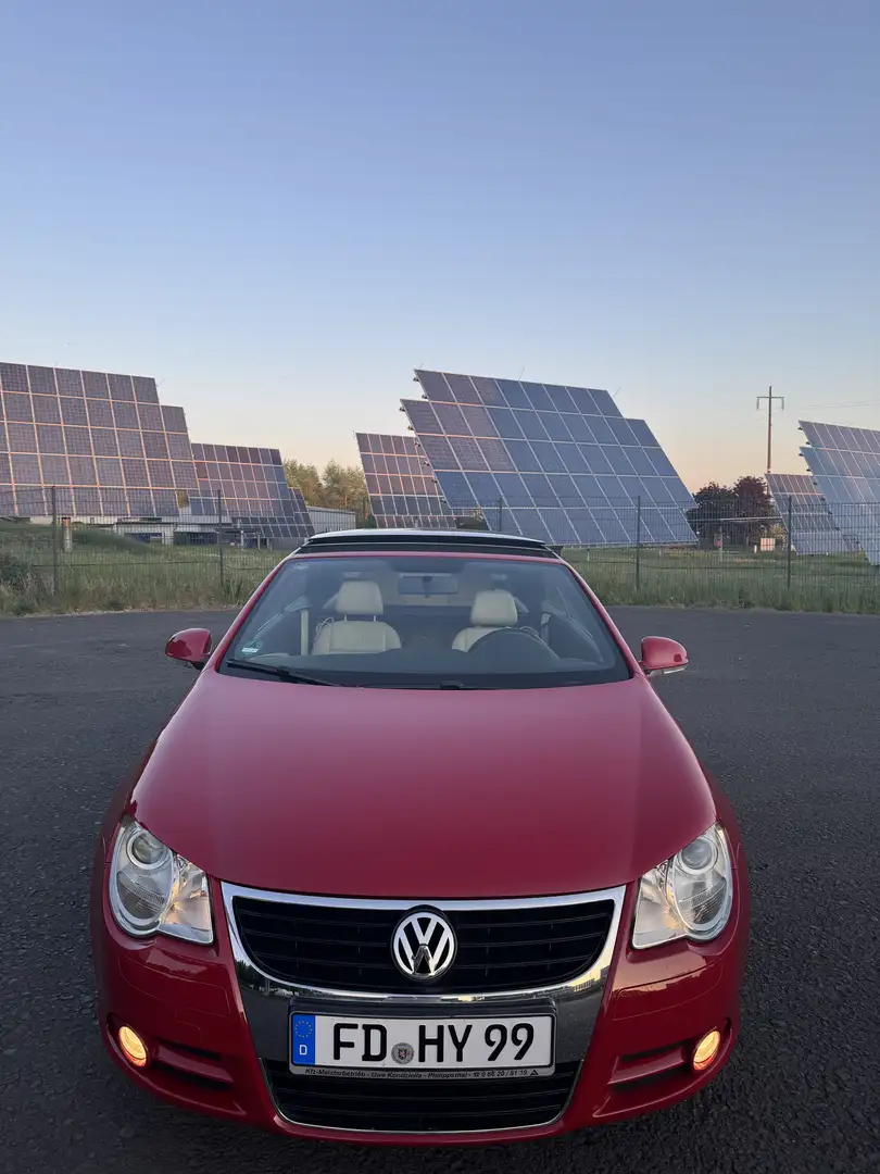 Volkswagen Eos 1.6 FSI Cabrio Top Zustand Ambiente Beleuchtung Rot - 1