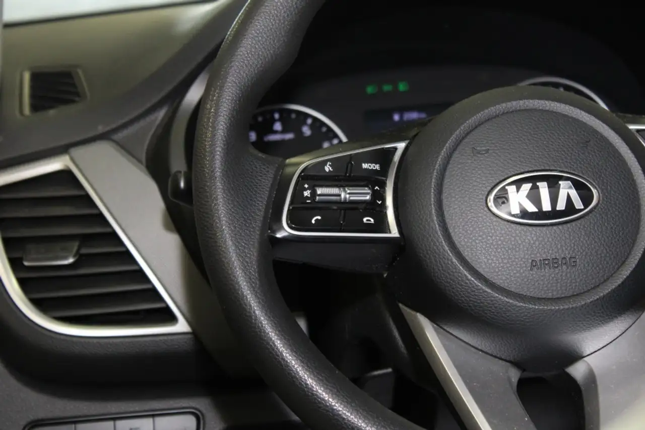 Kia Seltos снимка Kia Seltos