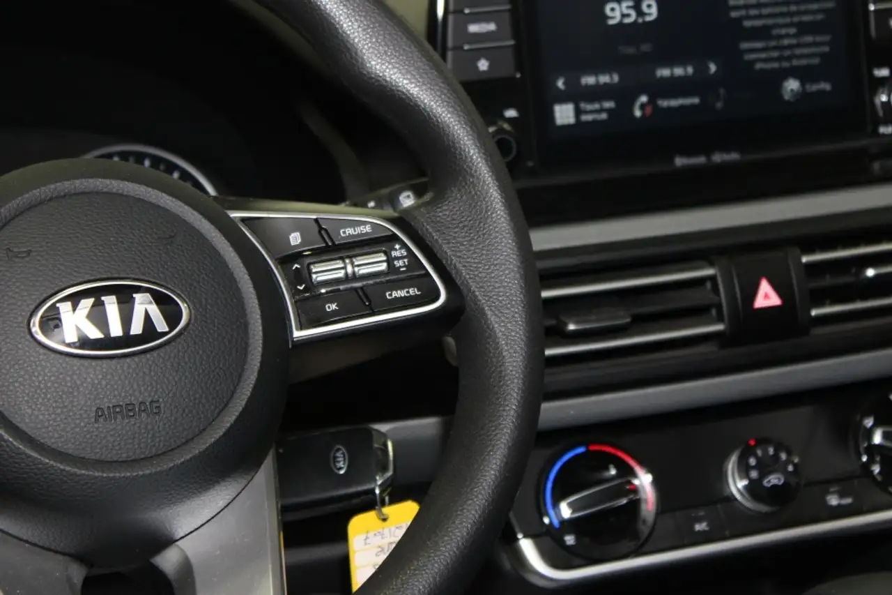 Kia Seltos снимка Kia Seltos