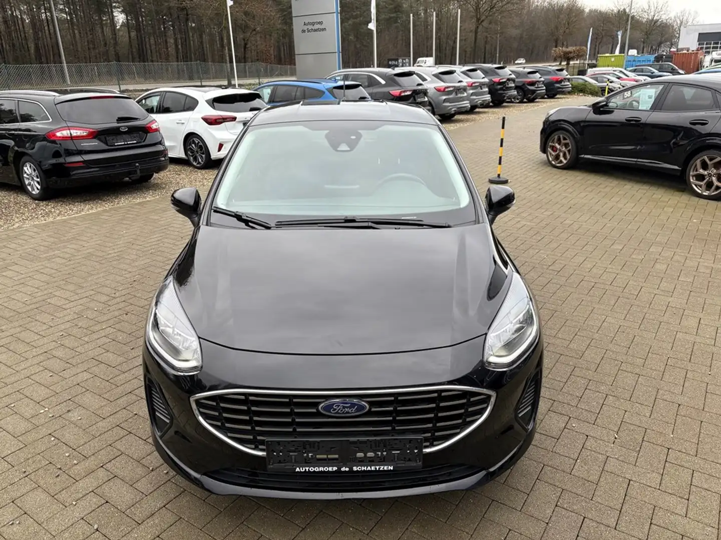 Ford Fiesta Titanium 1.0 100 pk met winterpack / 12 maanden ga Noir - 2