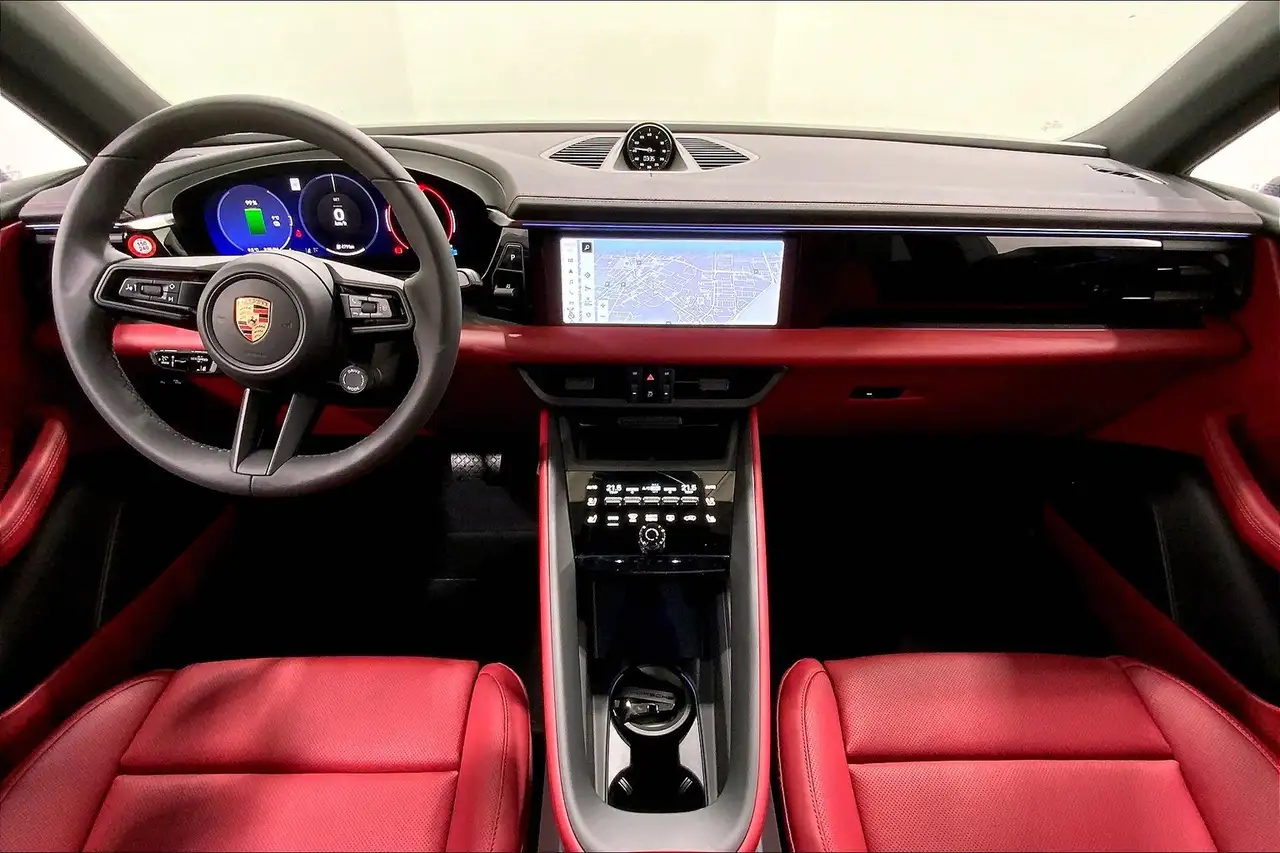 Porsche Macan снимка Porsche Macan