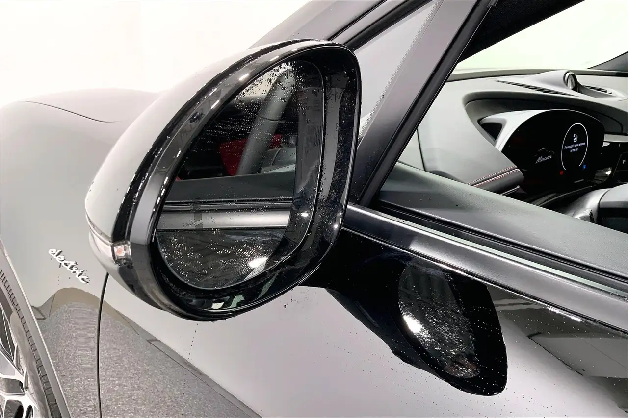 Porsche Macan снимка Porsche Macan