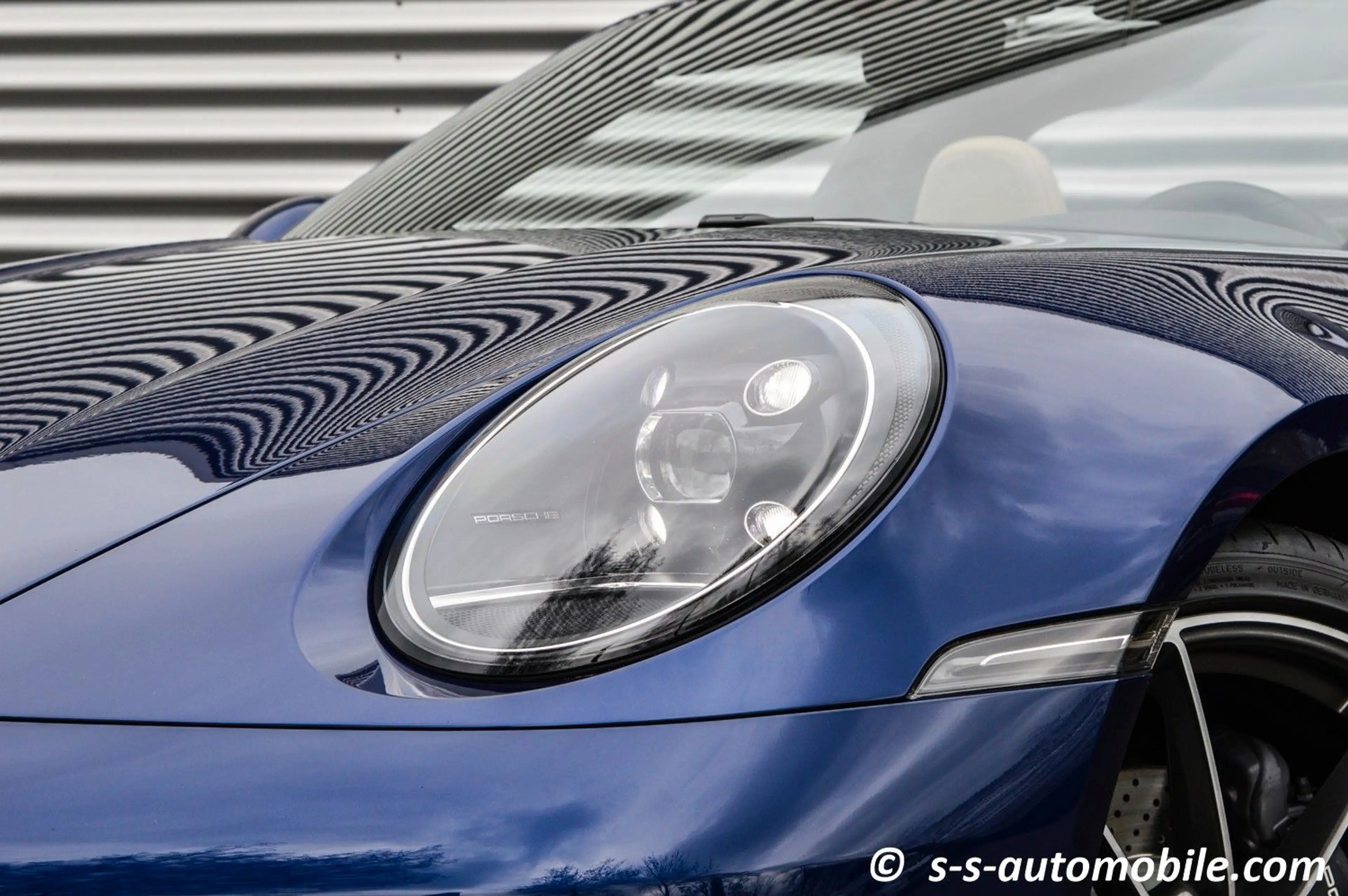 Porsche 992 Targa 4 SAGA PDLS+ BOSE Leder Beige 1.Hand — photo 2