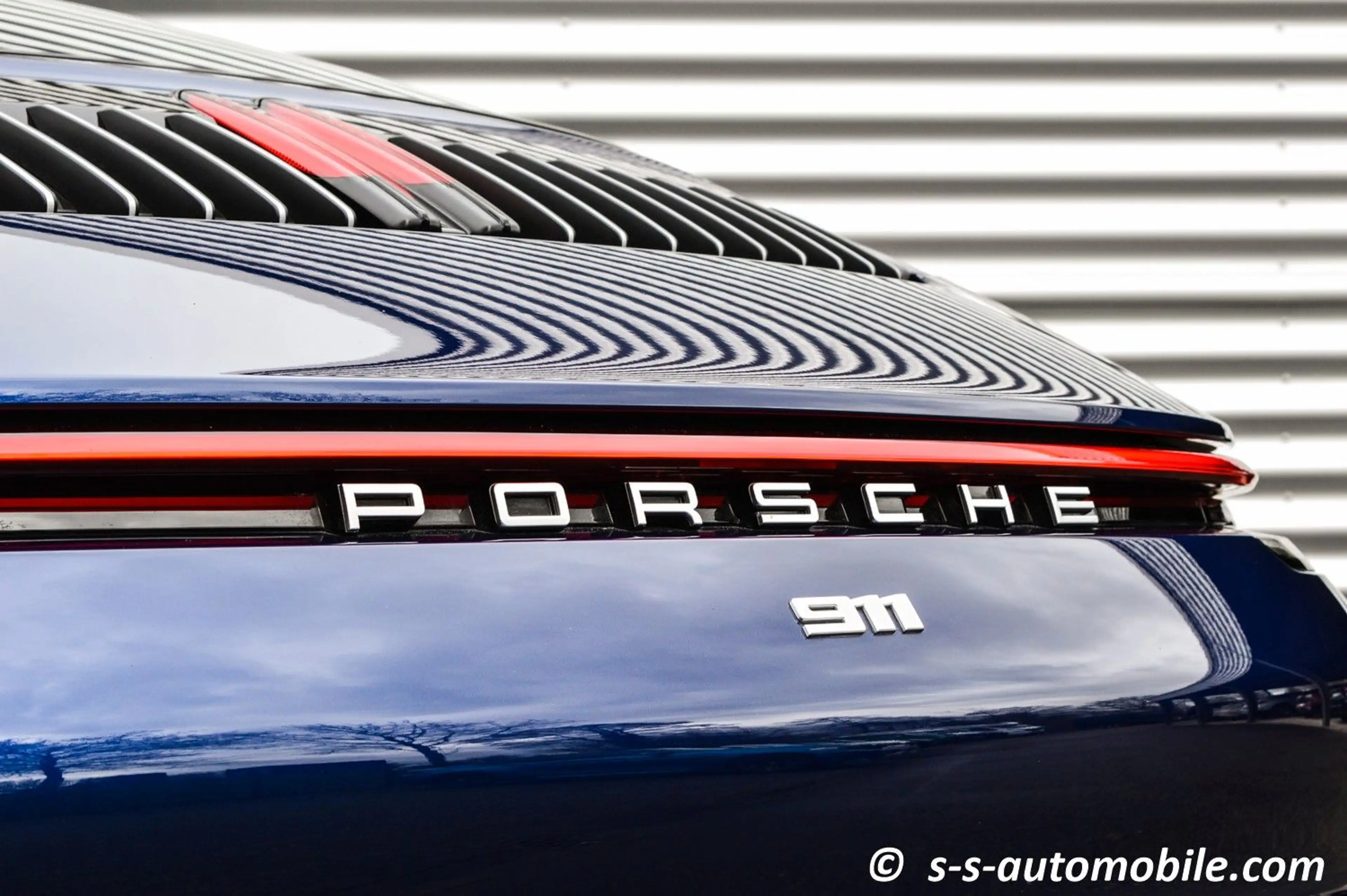 Porsche 992 Targa 4 SAGA PDLS+ BOSE Leder Beige 1.Hand — photo 10