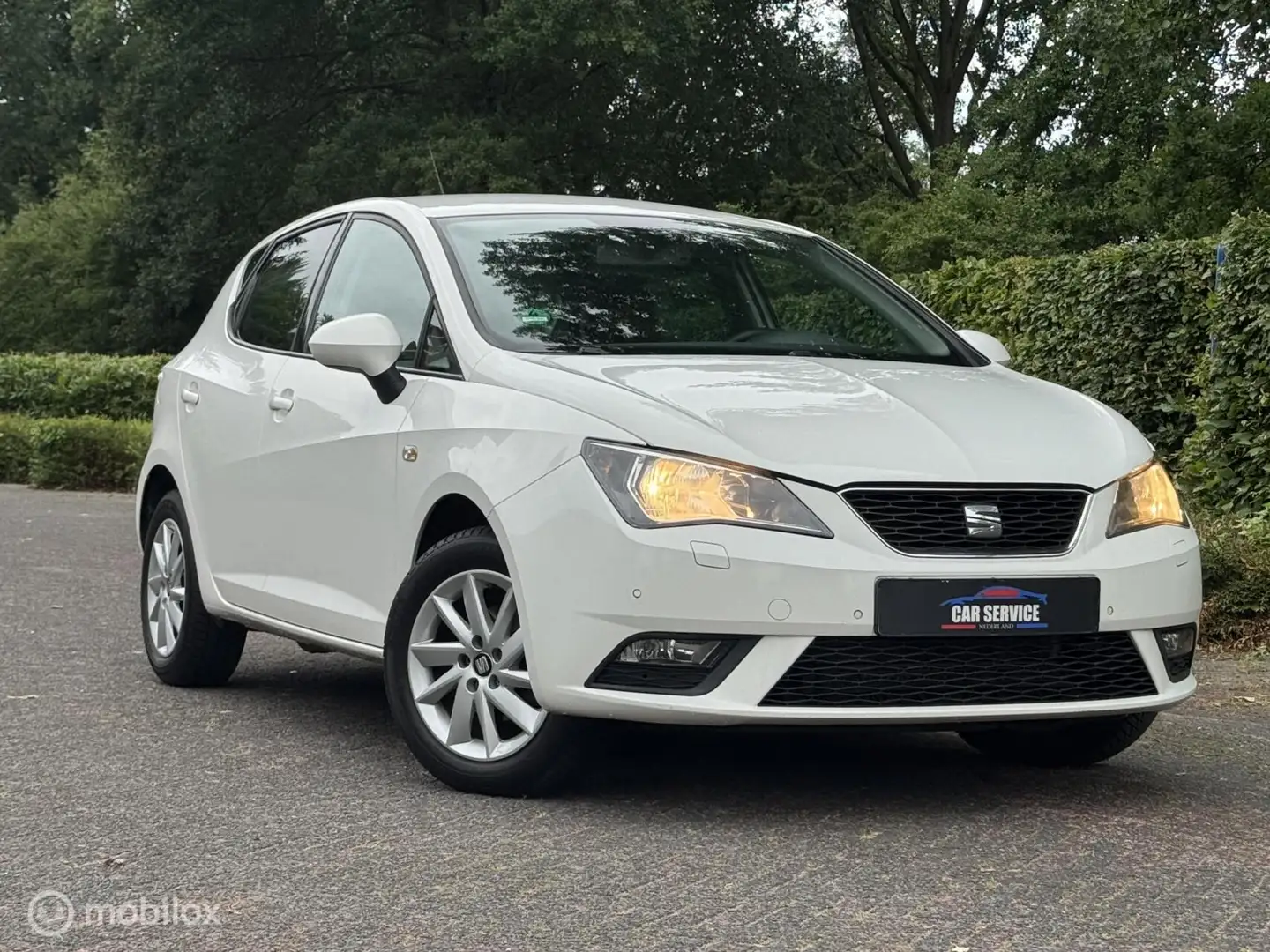 SEAT Ibiza 1.2 TSI 105PK 2015 FR/PDC/CRUISE/AC/LMV/ - 2