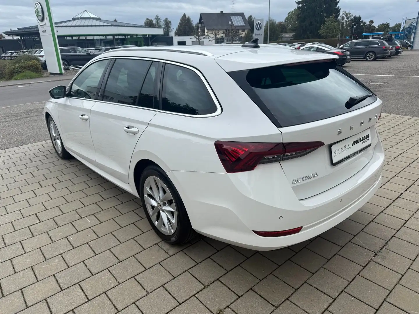 Skoda Octavia Combi Style Navi|LED|DSG|Sitz elektr. Wit - 2