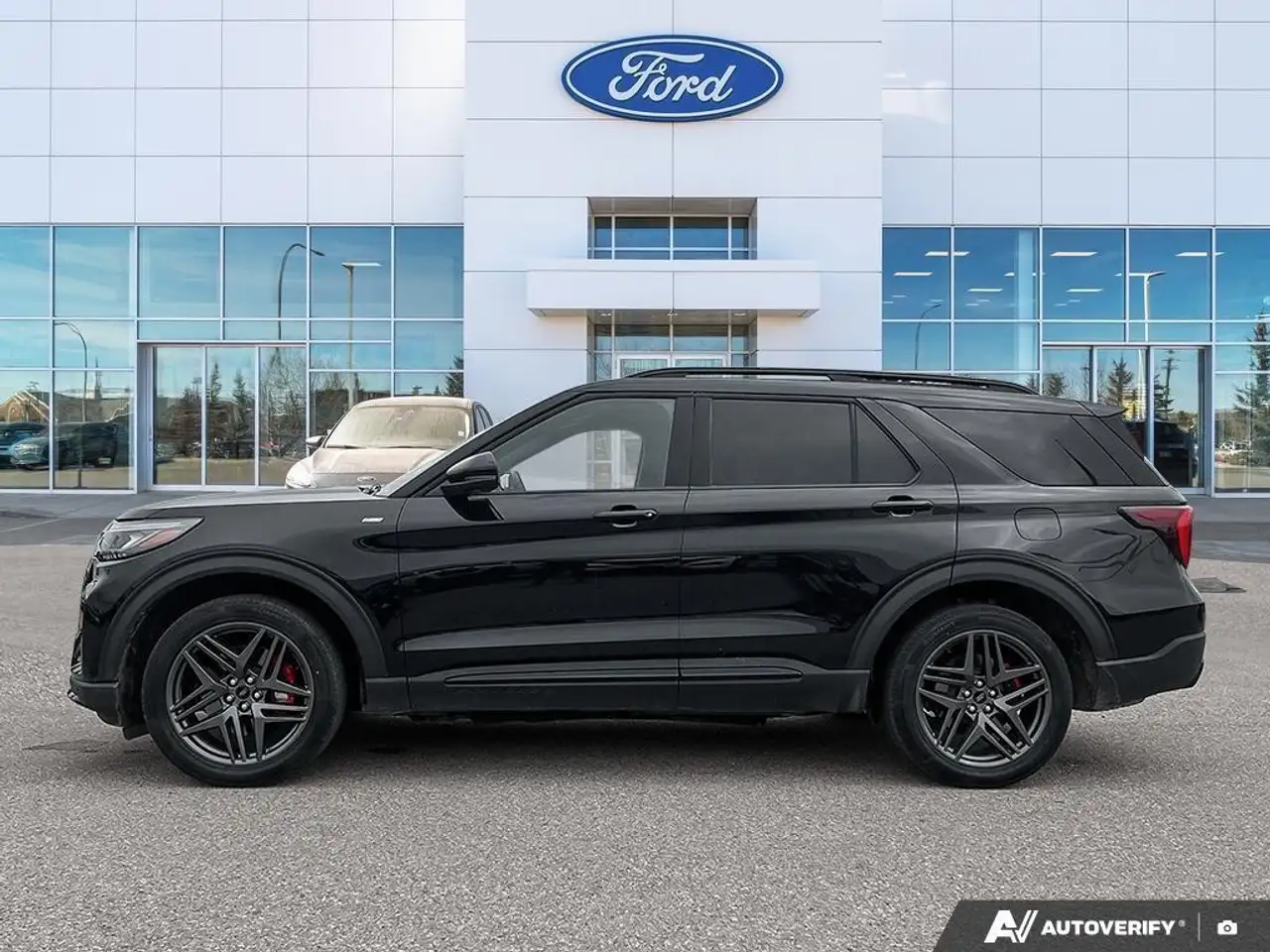 Ford Explorer photo Ford Explorer
