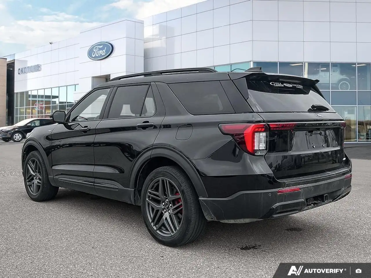 Ford Explorer photo Ford Explorer