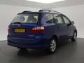 Toyota Avensis Verso 2.0i AUTOMAAT 7-PERSOONS + NAVIGATIE / CAMERA / CL Blue - thumbnail 2