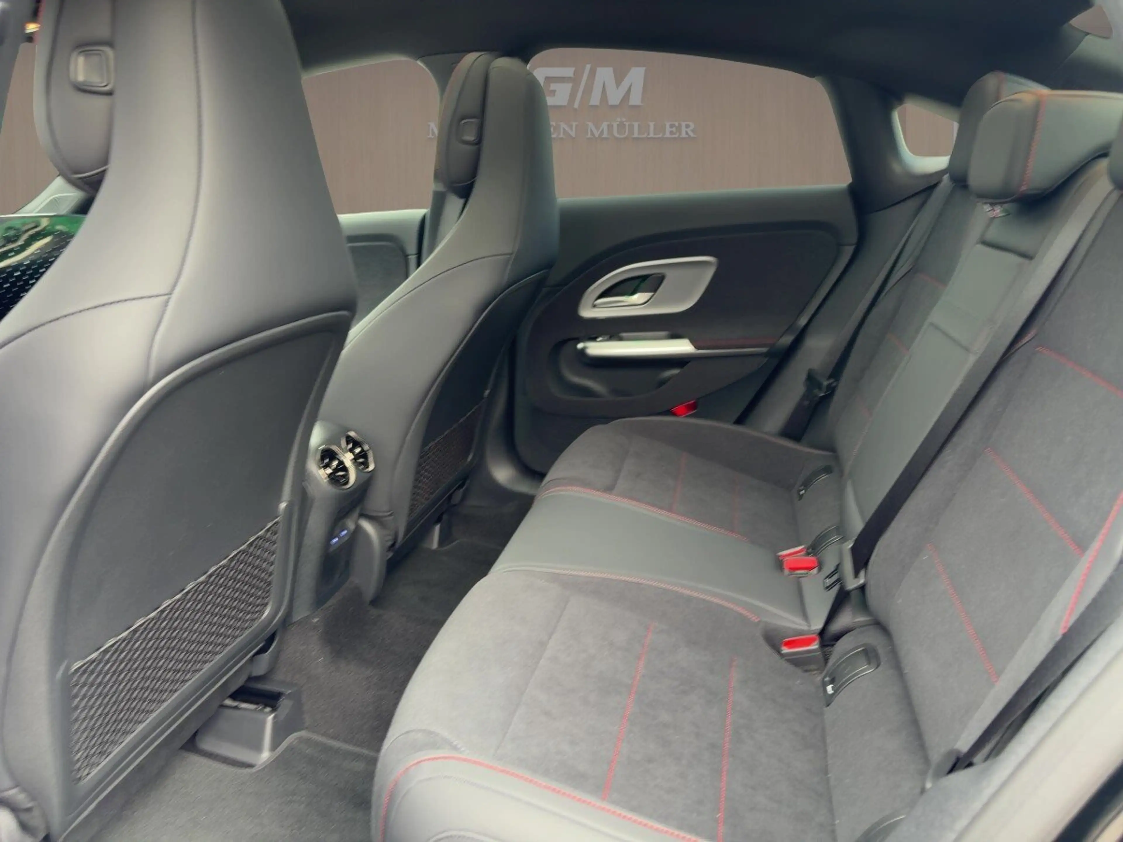 Mercedes-Benz CLA 200 CLA 200 AMG-LINE+PANO+DISTR.+R.KAMERA+MEMORY+NIGHT+ — photo 7