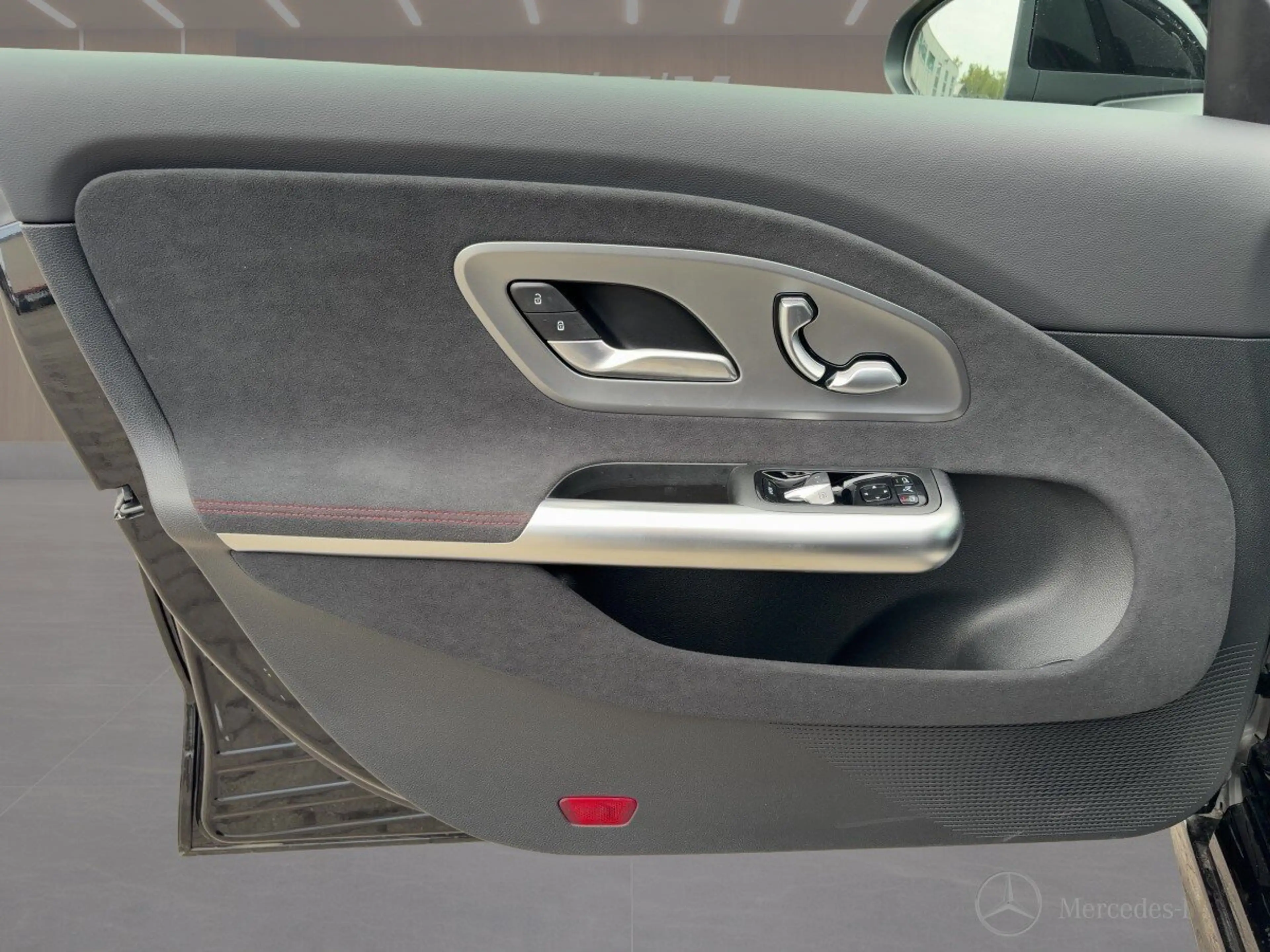 Mercedes-Benz CLA 200 CLA 200 AMG-LINE+PANO+DISTR.+R.KAMERA+MEMORY+NIGHT+ — photo 14