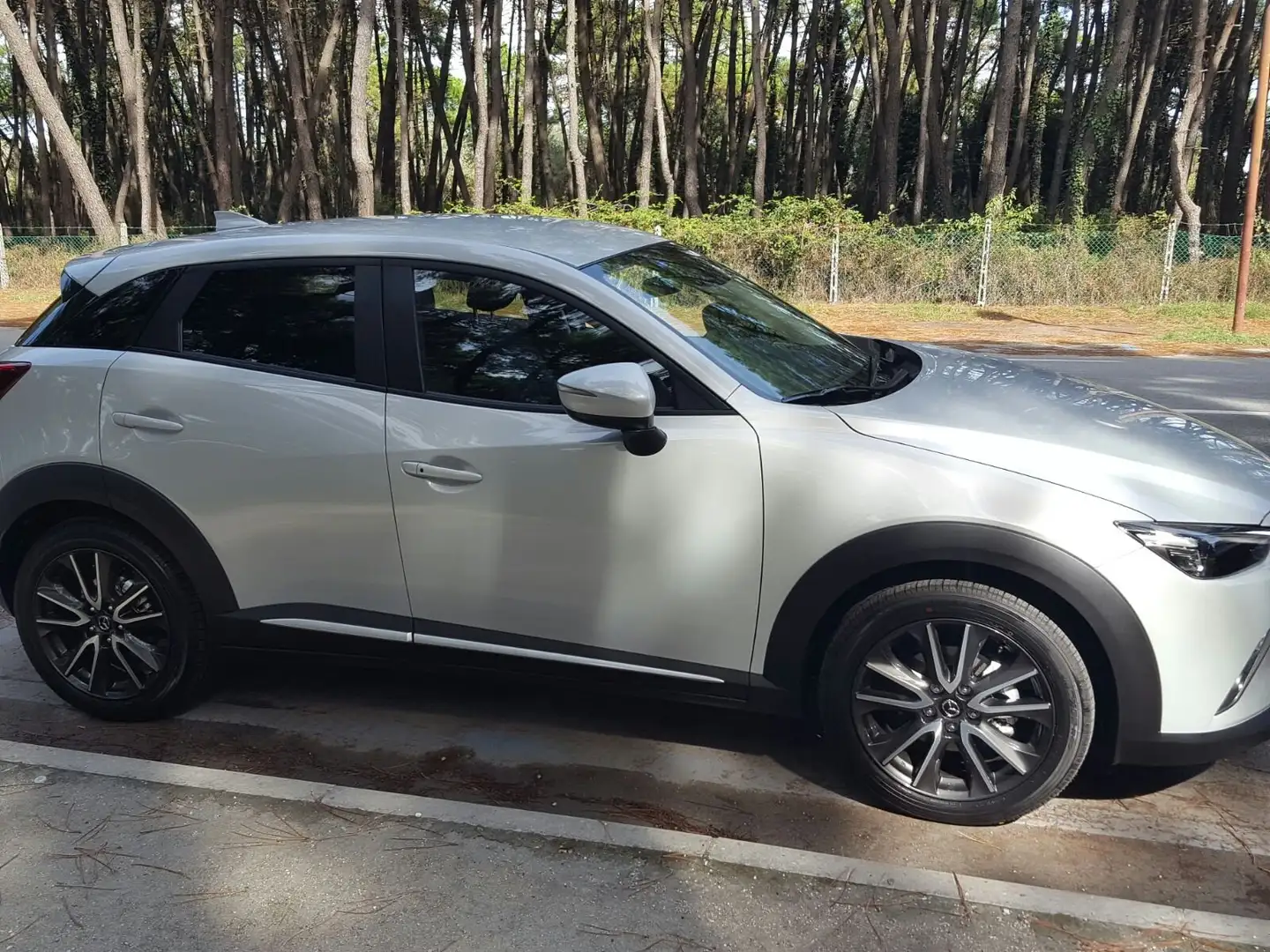 Mazda CX-3 1.5d Exceed 2wd 105cv Bianco - 1