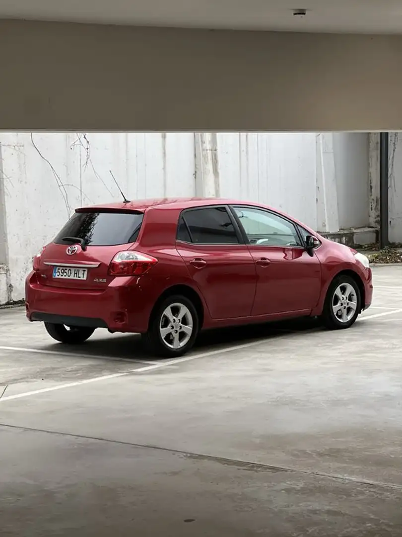 Toyota Auris 2.0 D-4D DPF Advance Burdeos - 2