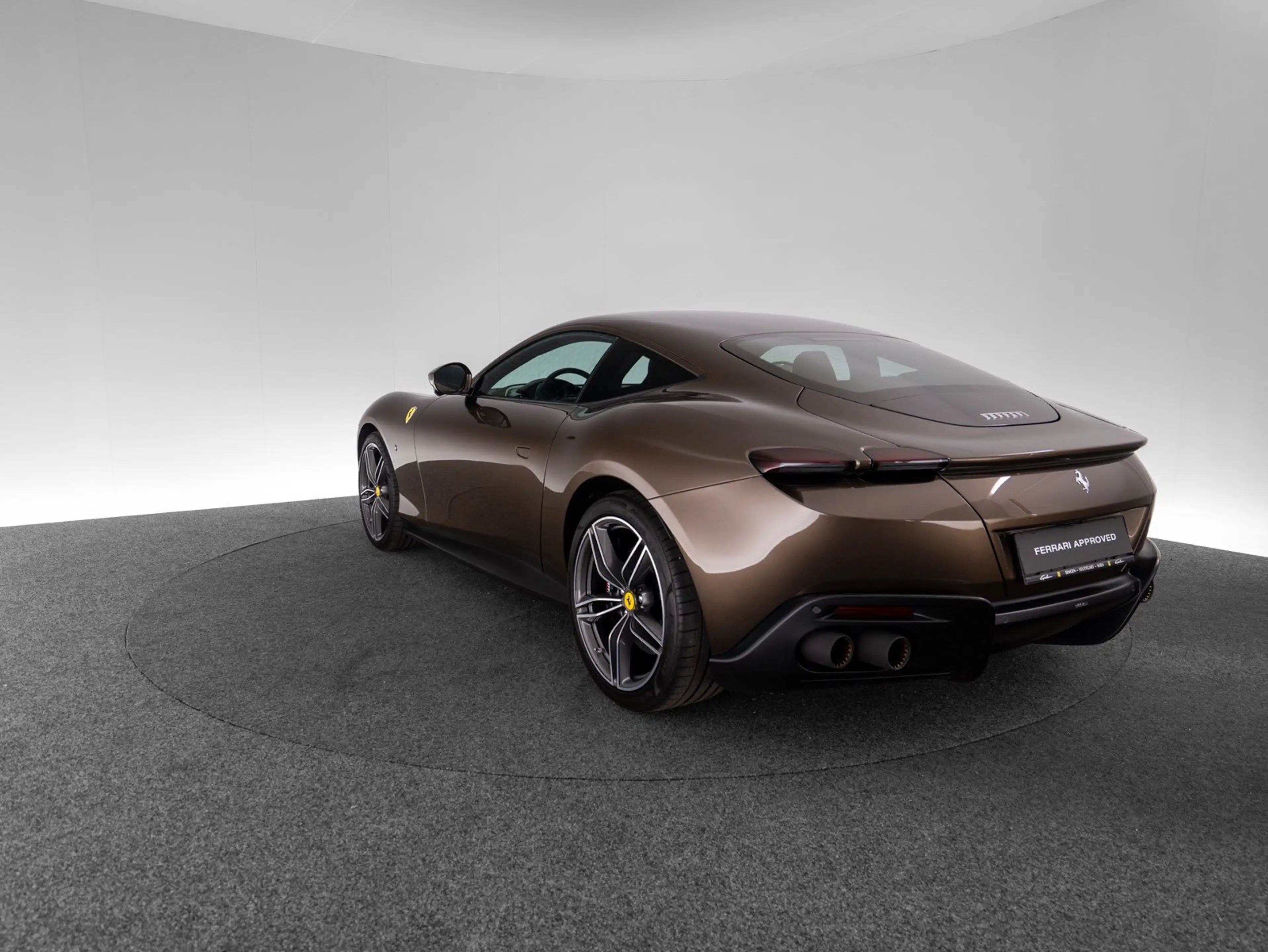 Ferrari Roma FERRARI SINGEN — photo 7