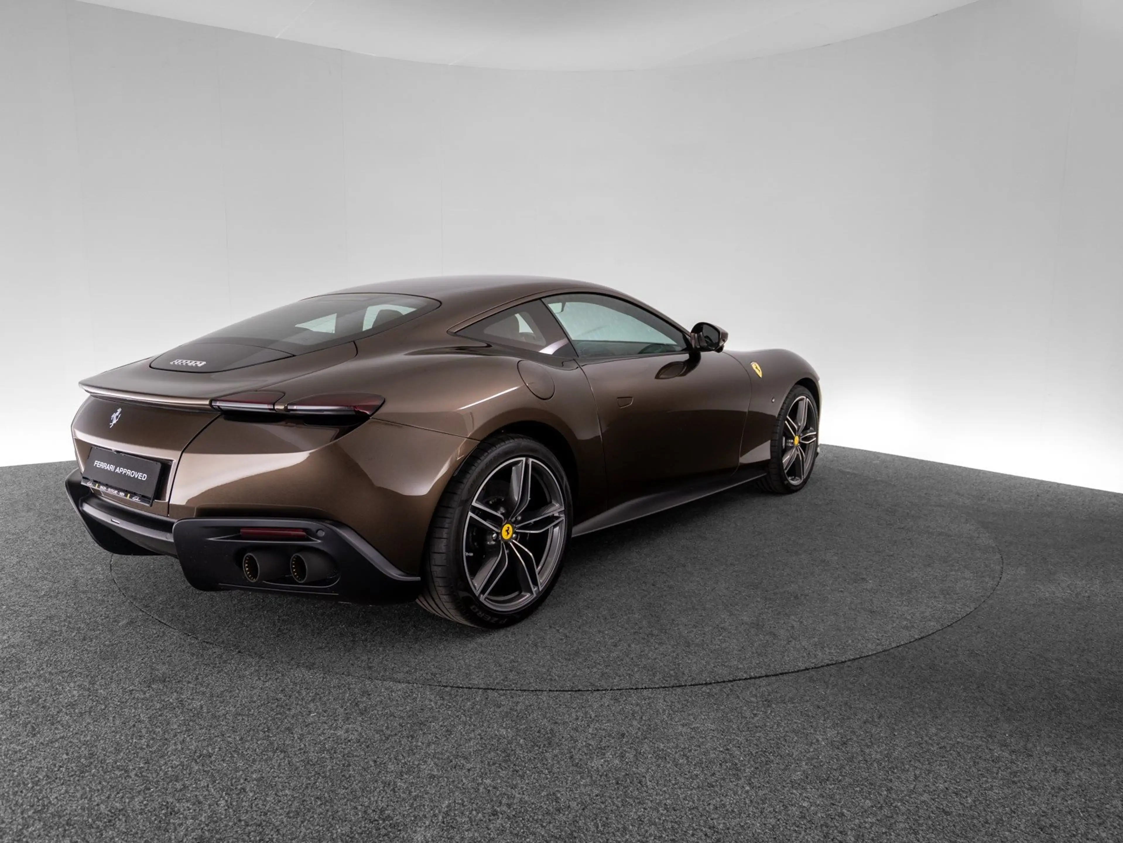 Ferrari Roma FERRARI SINGEN — photo 5
