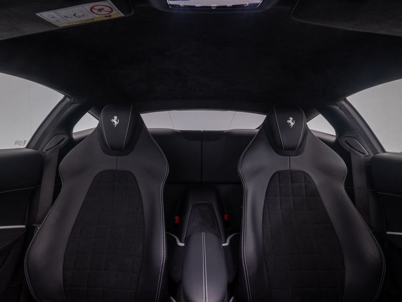 Ferrari Roma FERRARI SINGEN — photo 10