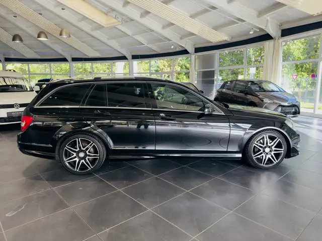 Mercedes-Benz C-Class view 8