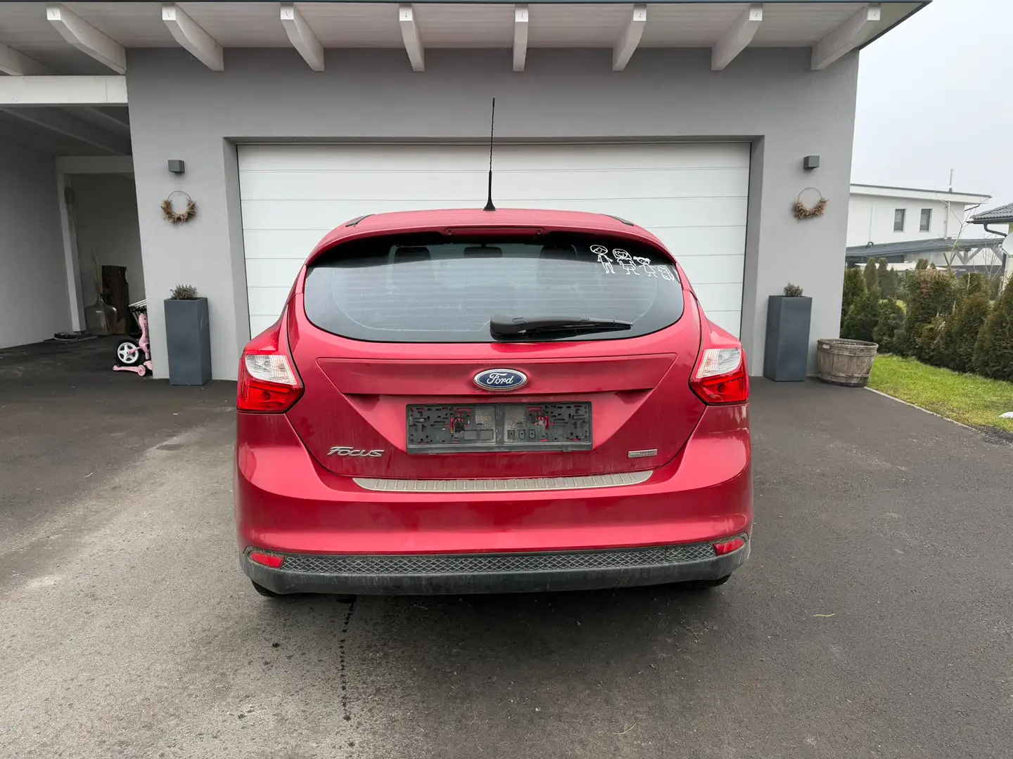 Ford Focus Focus Trend 1,6 TDCi DPF Trend Rot - 2