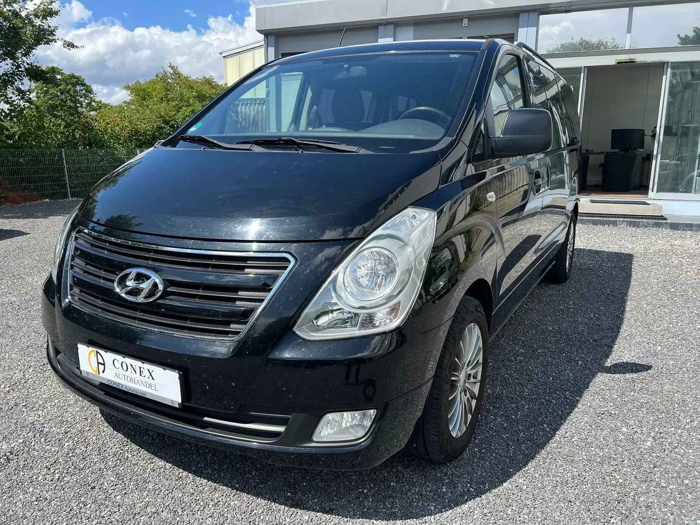 Hyundai H-1 Travel Premium AUTOMATIK AHK KLIMA SHZ PDC 8SITZER Negro - 1