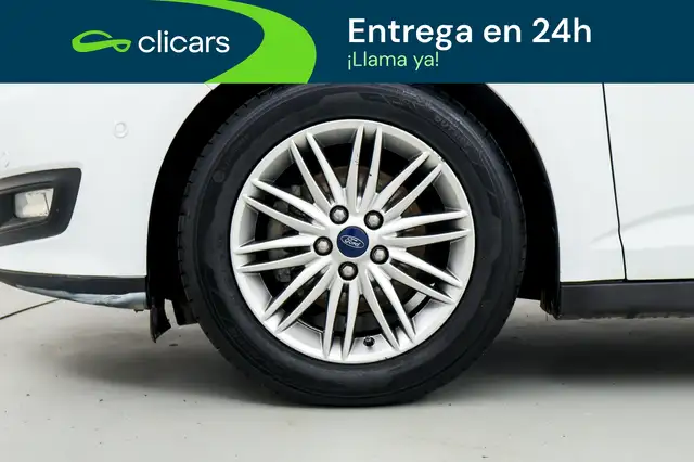 Ford C-Max view 11