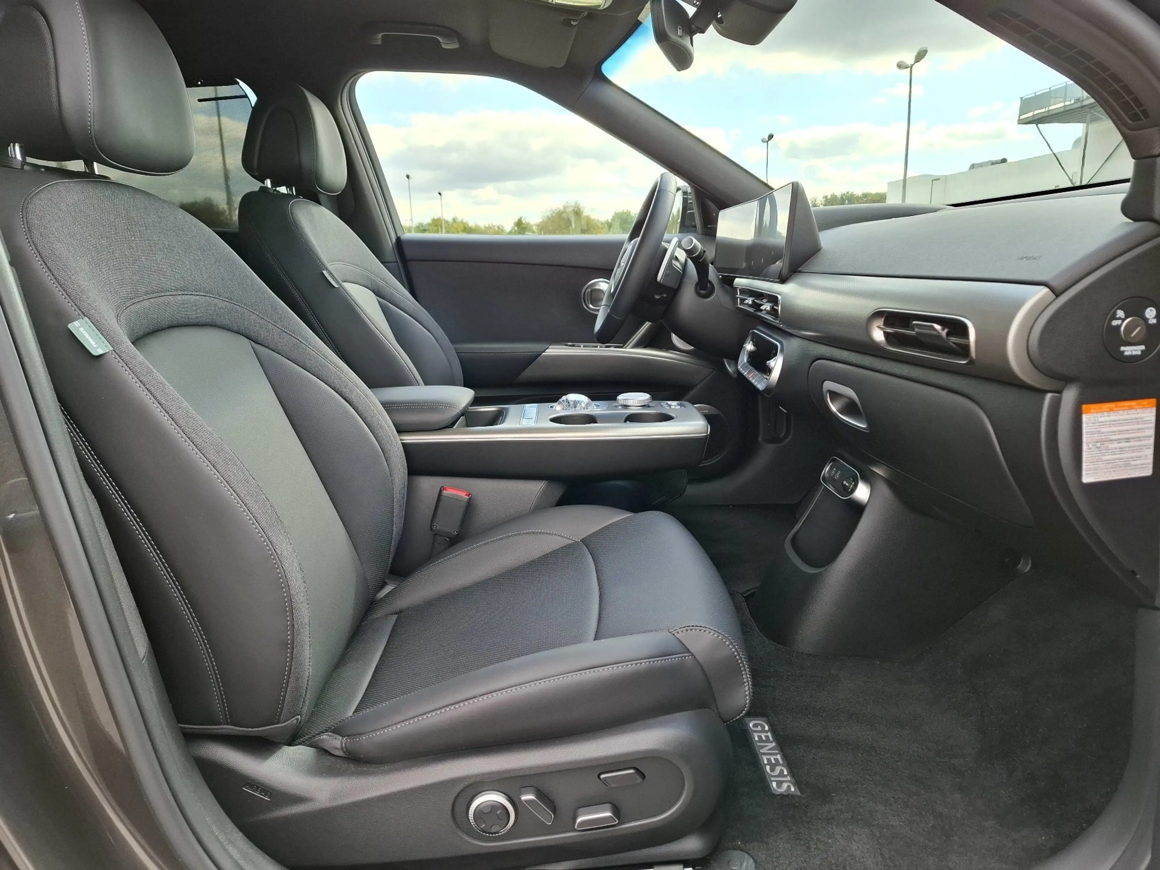 Genesis GV60 SX2 Sport — photo 13